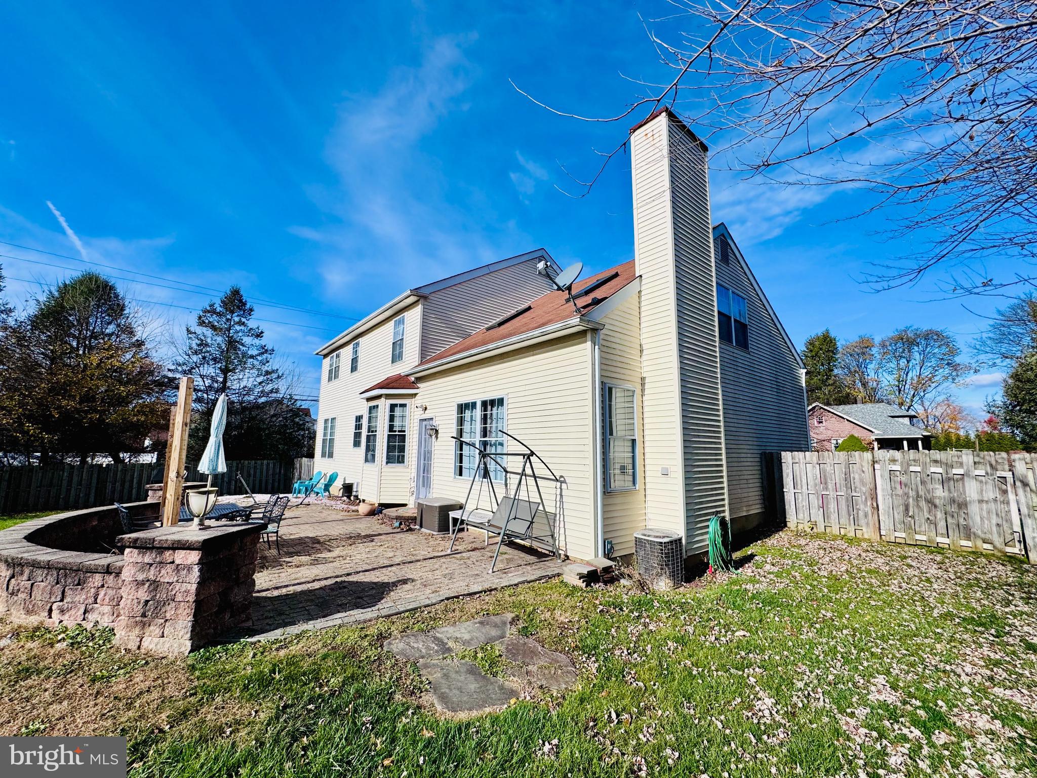 LAFAYETTE ESTATES - Residential