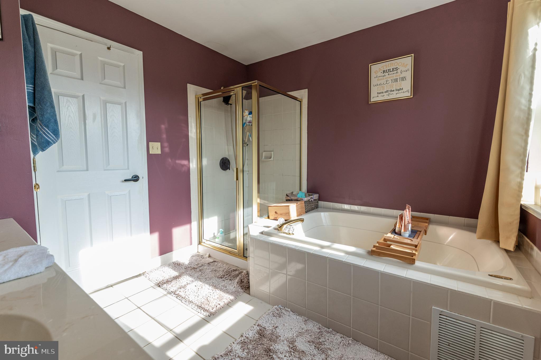 LAFAYETTE ESTATES - Residential