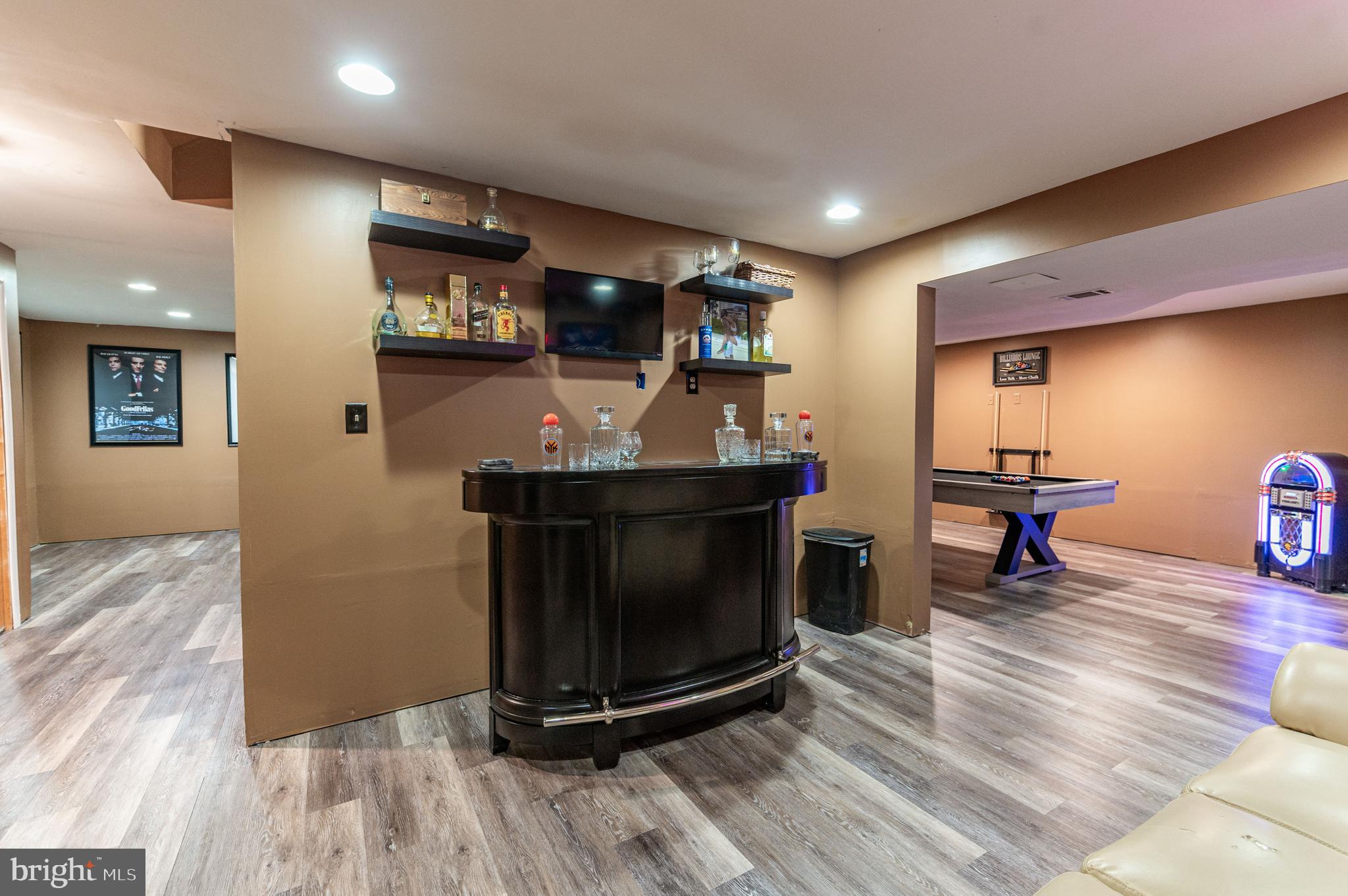 LAFAYETTE ESTATES - Residential