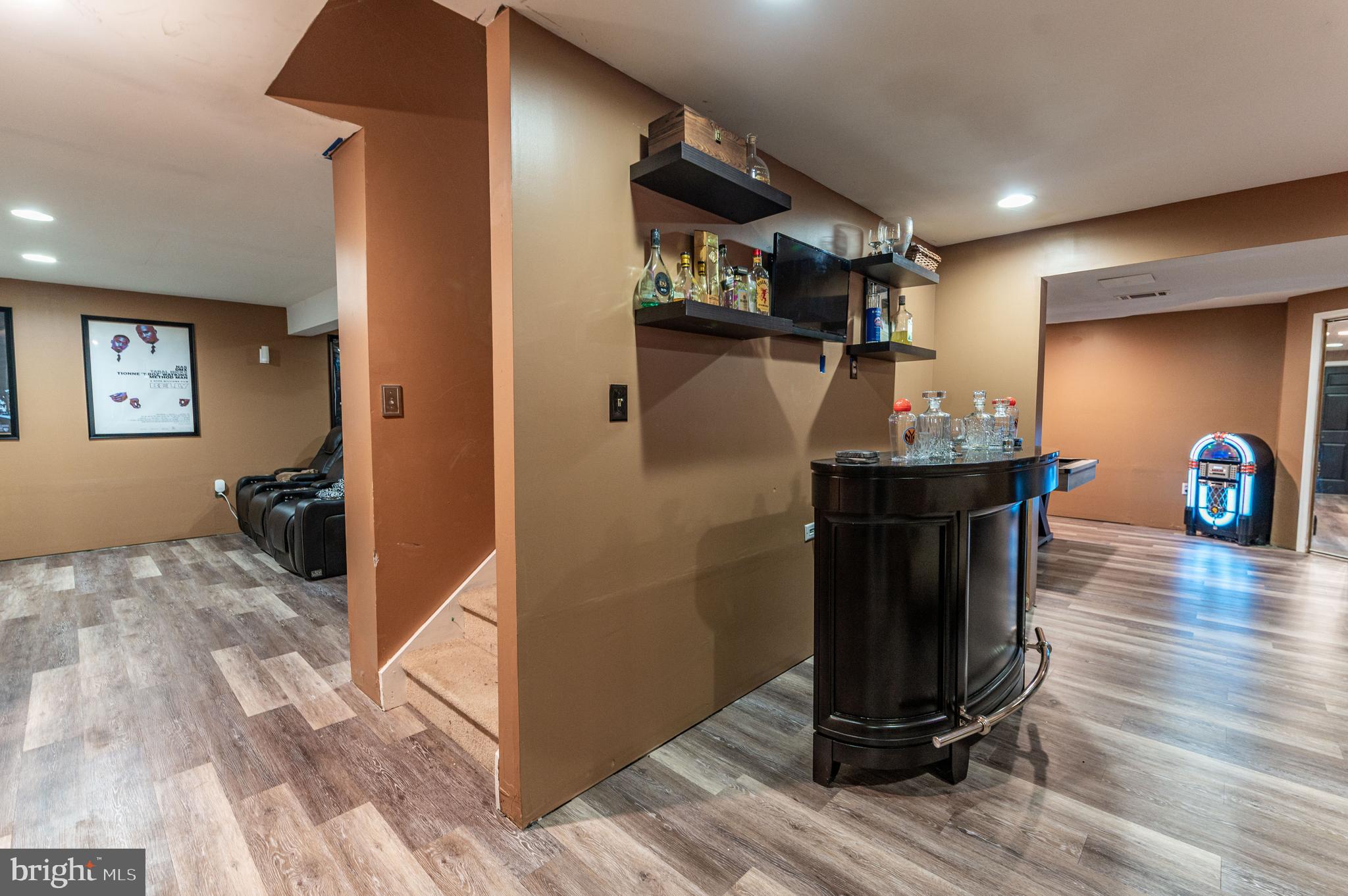 LAFAYETTE ESTATES - Residential