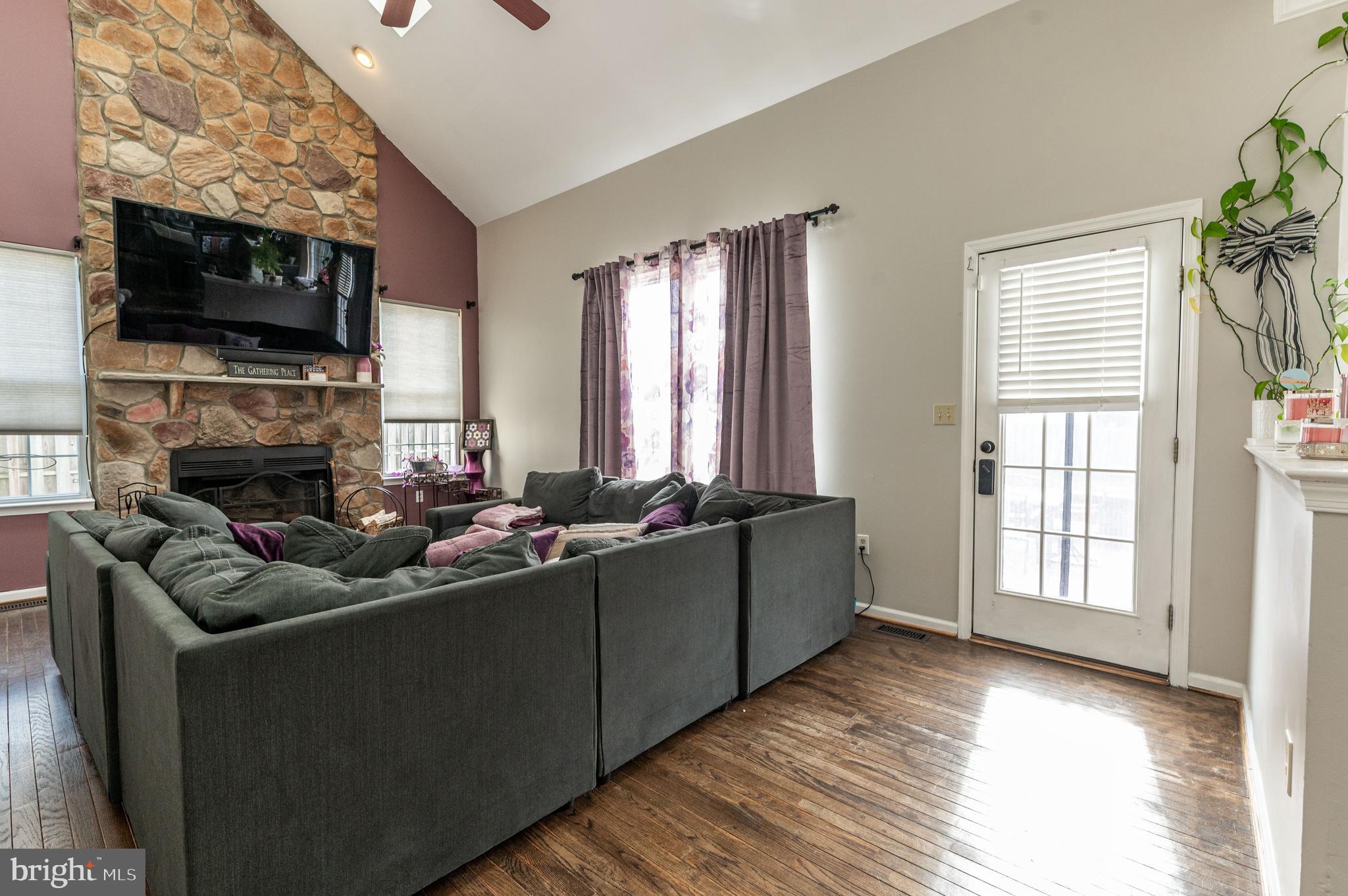 LAFAYETTE ESTATES - Residential