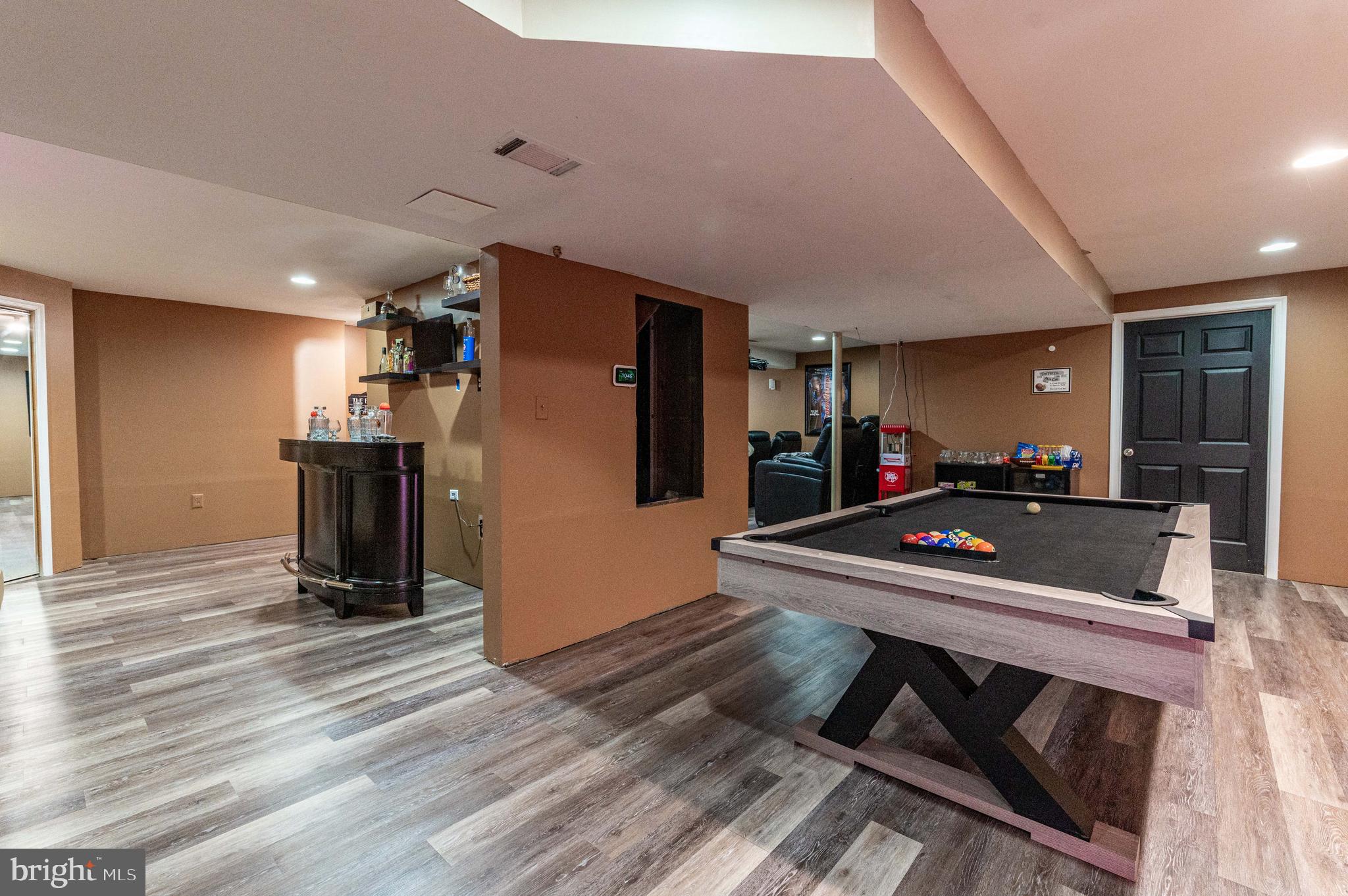 LAFAYETTE ESTATES - Residential