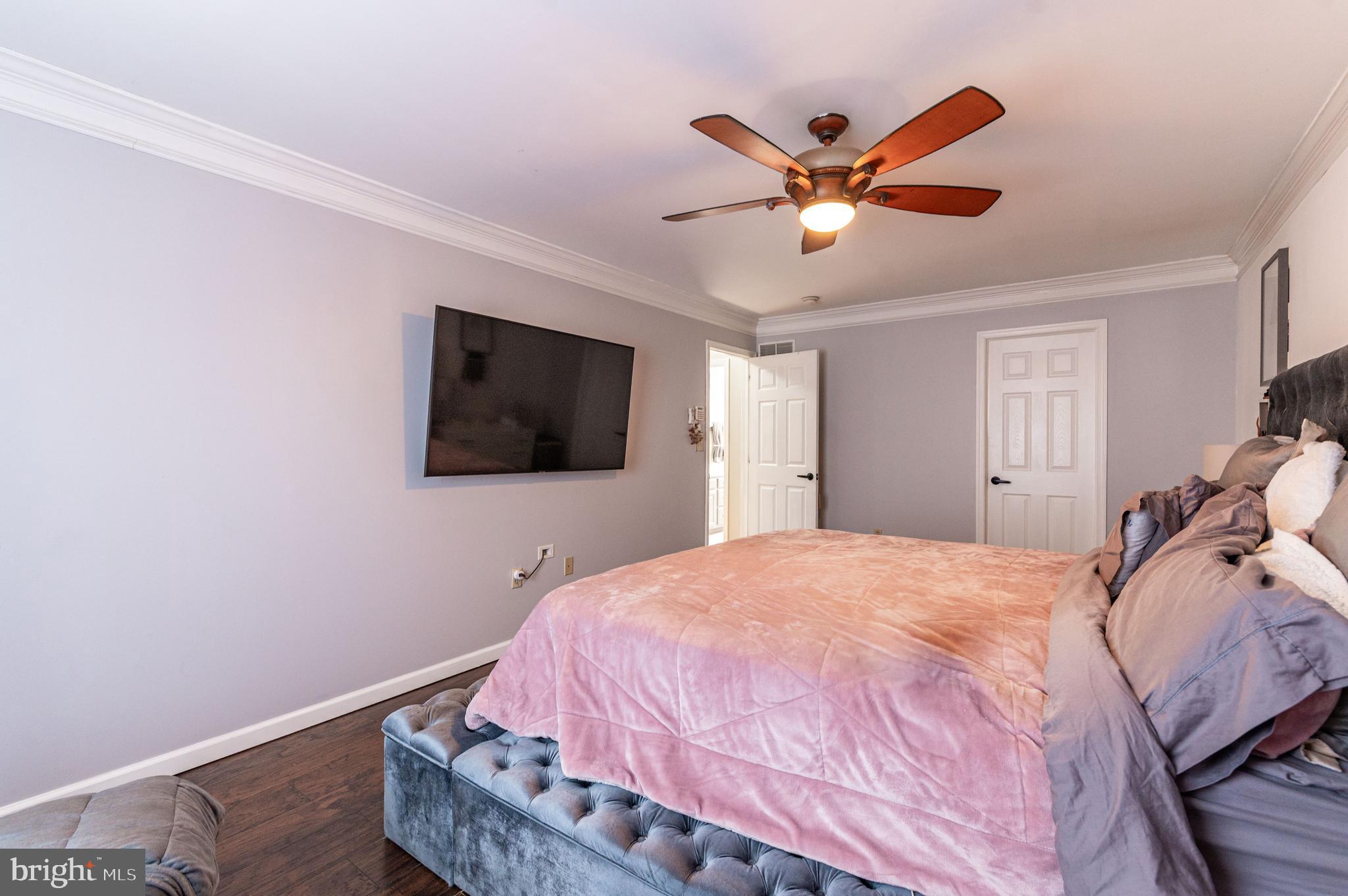 LAFAYETTE ESTATES - Residential