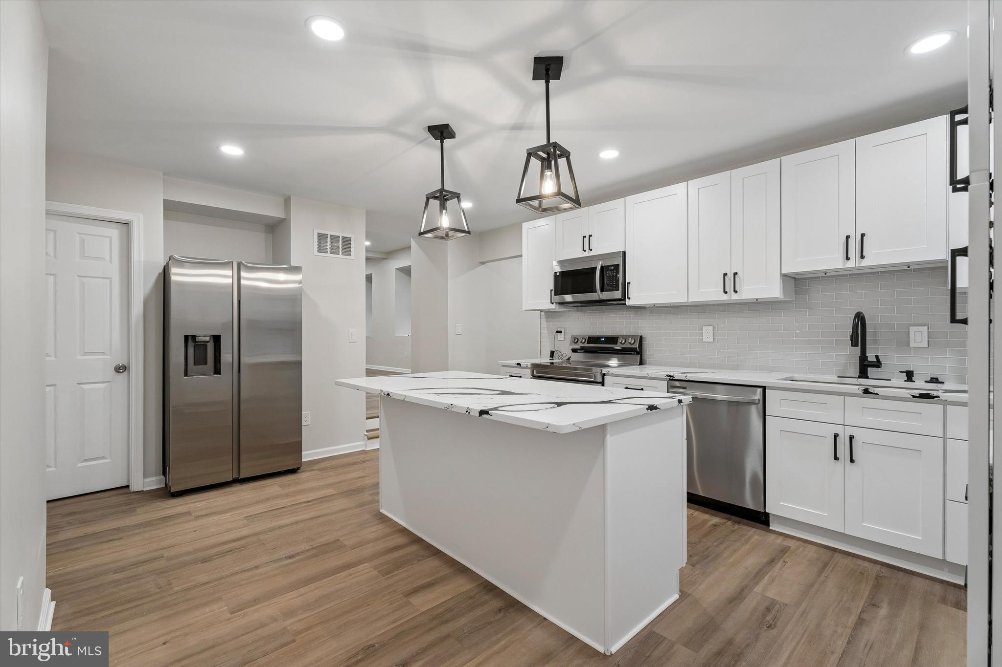 MANAYUNK - Residential