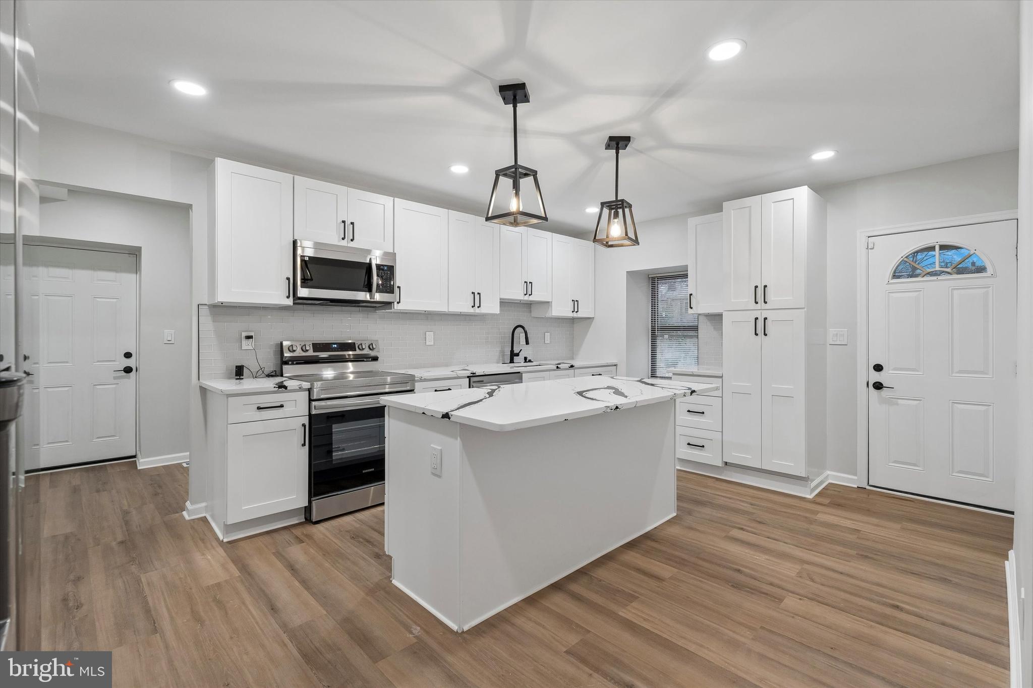 MANAYUNK - Residential