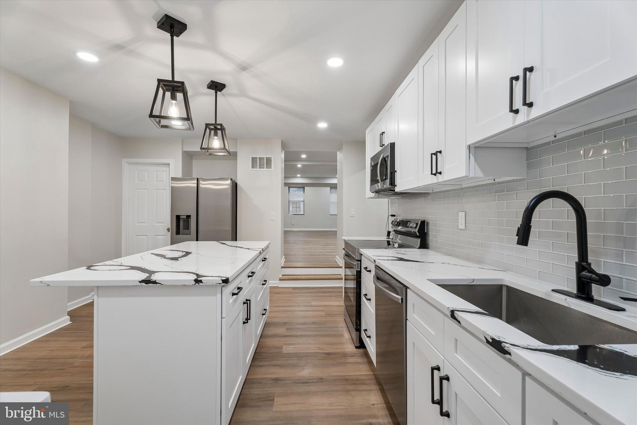 MANAYUNK - Residential