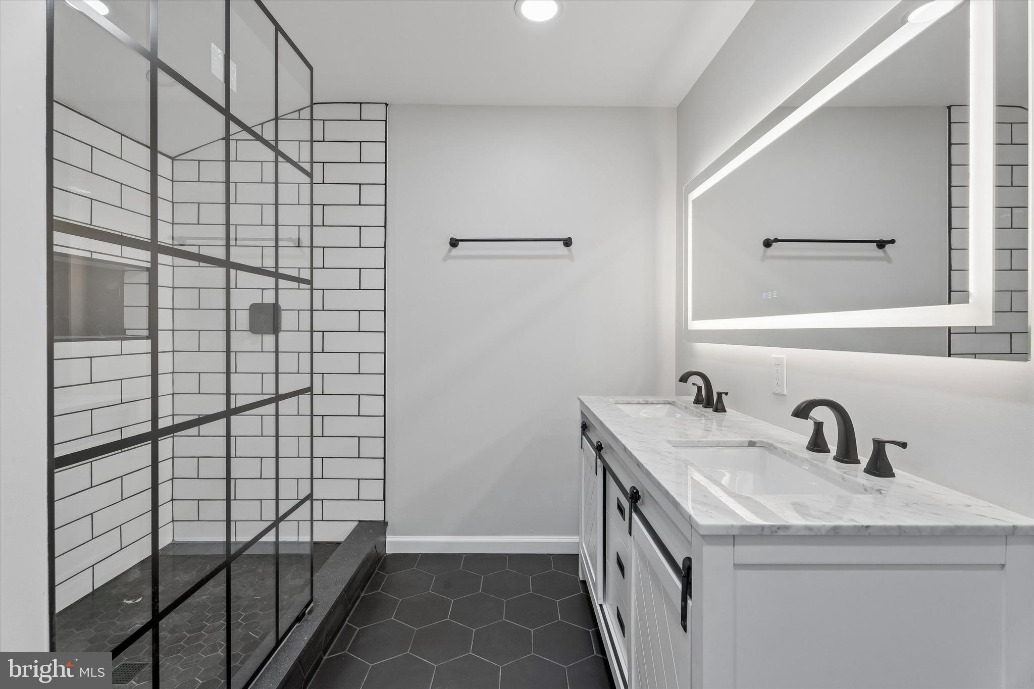 MANAYUNK - Residential