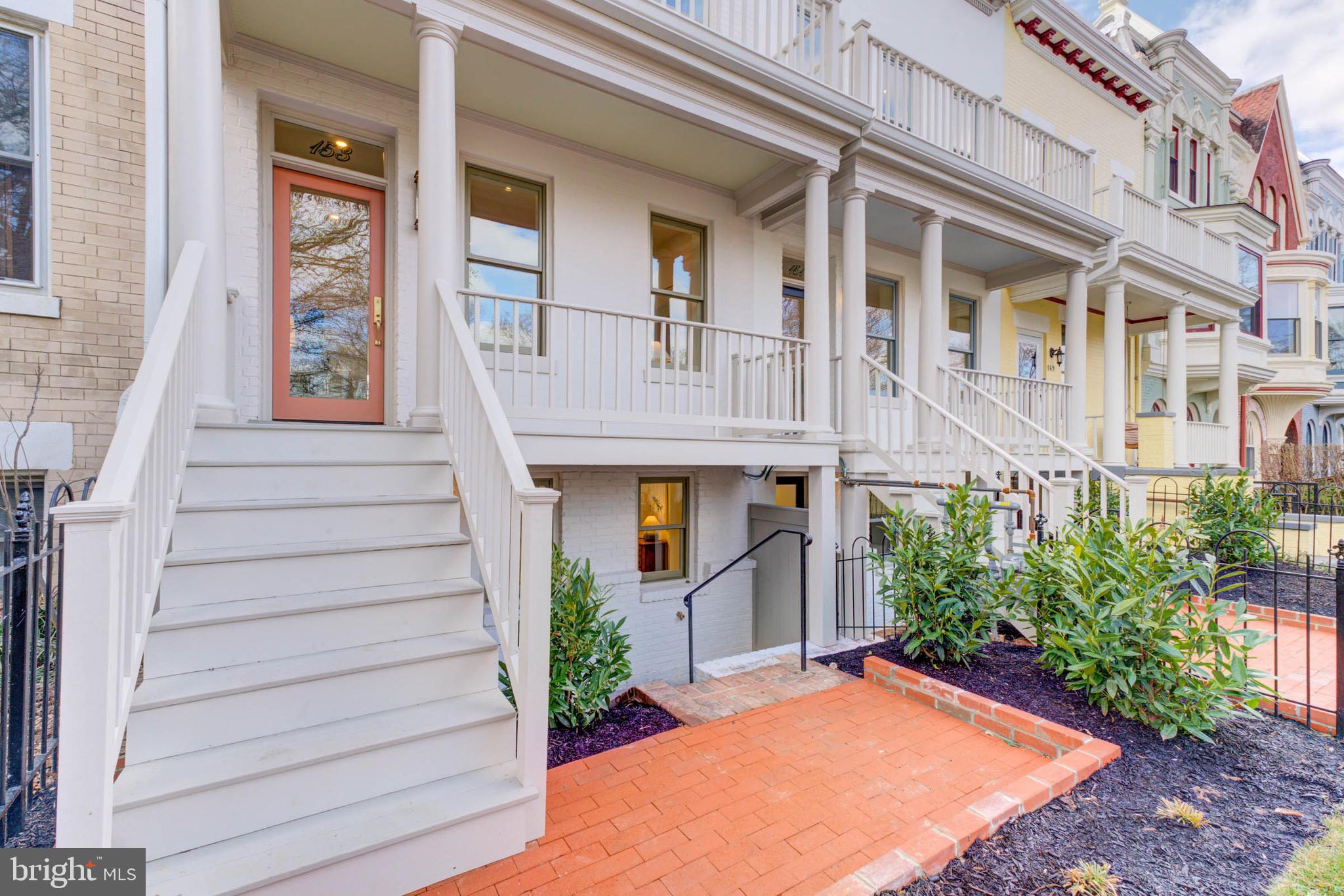 153 NORTH CAROLINA AVENUE SE