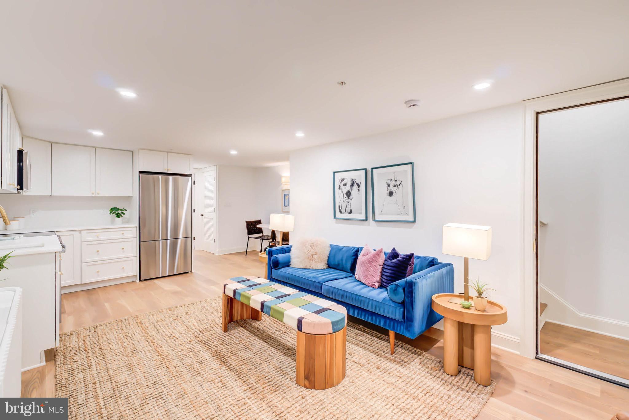 CAPITOL HILL - Residential