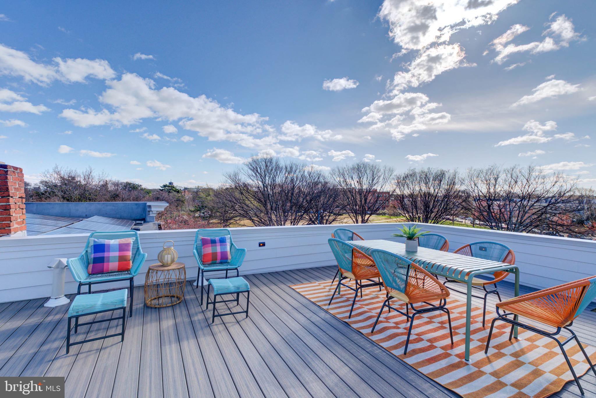 CAPITOL HILL - Residential