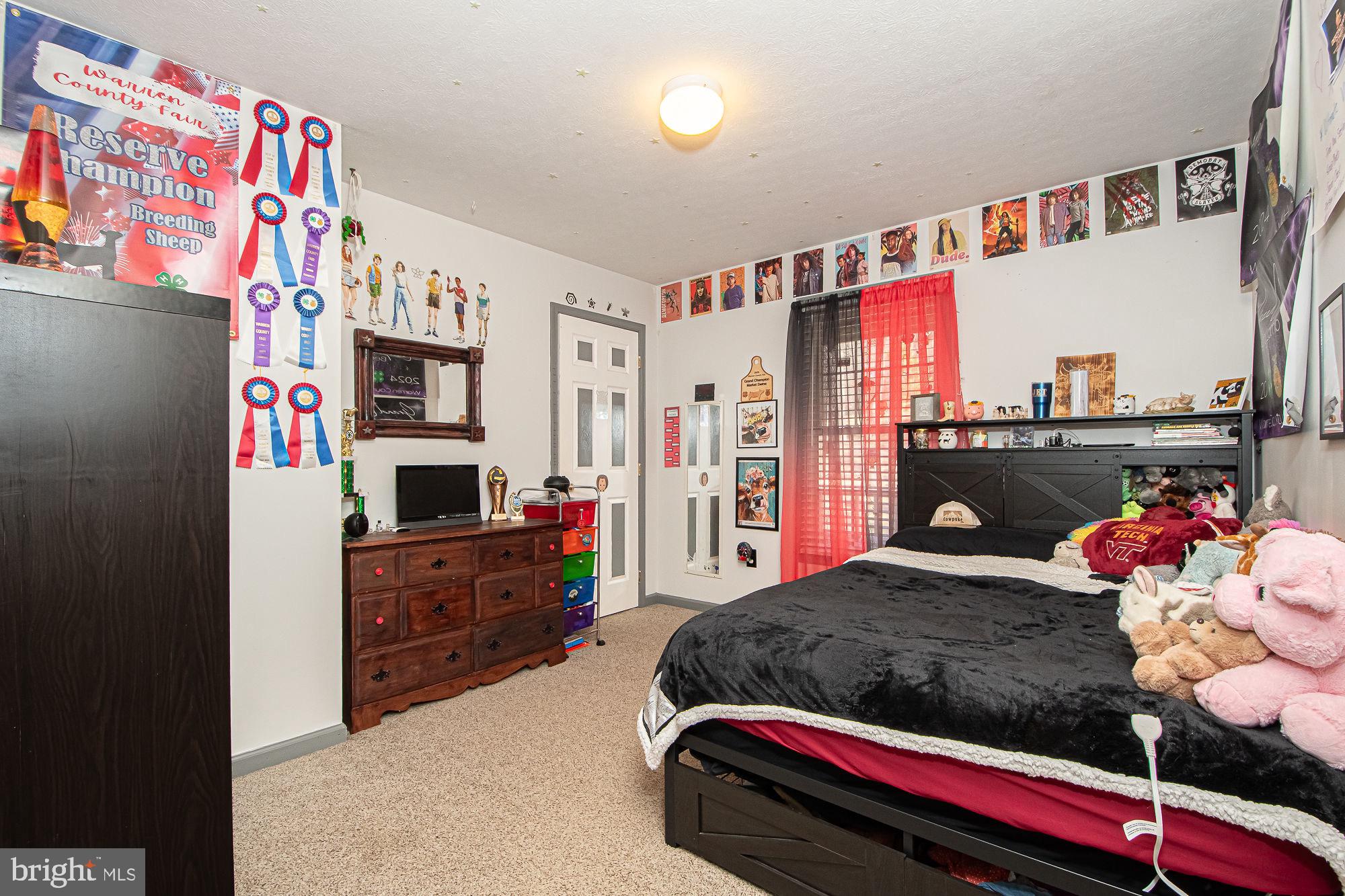 BLUE MOUNTAIN - Residential