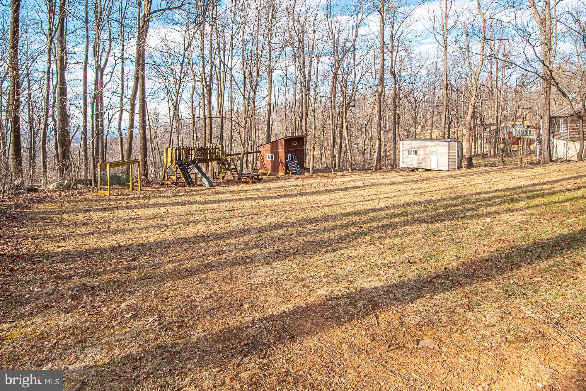 BLUE MOUNTAIN - Residential