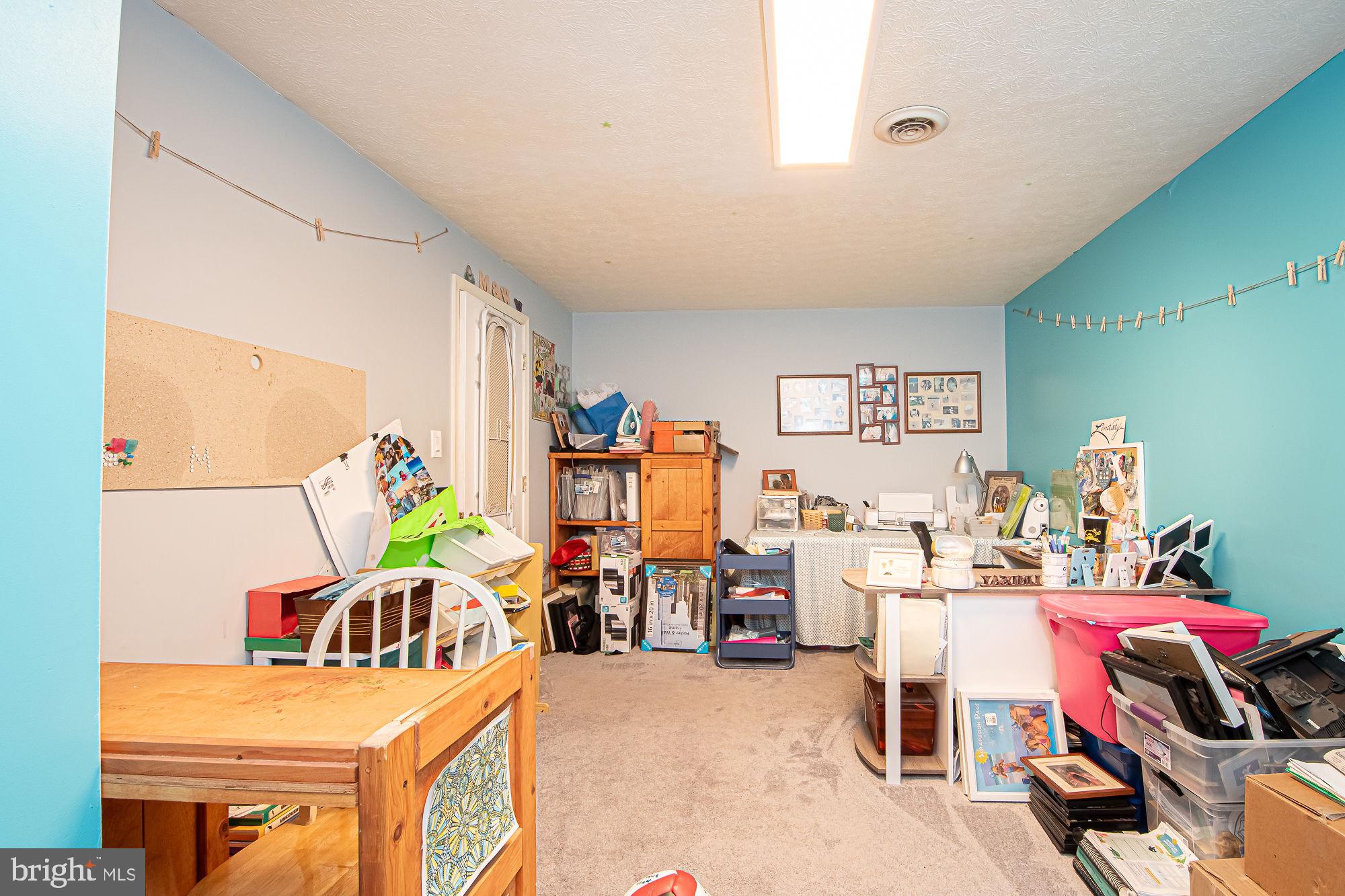 BLUE MOUNTAIN - Residential