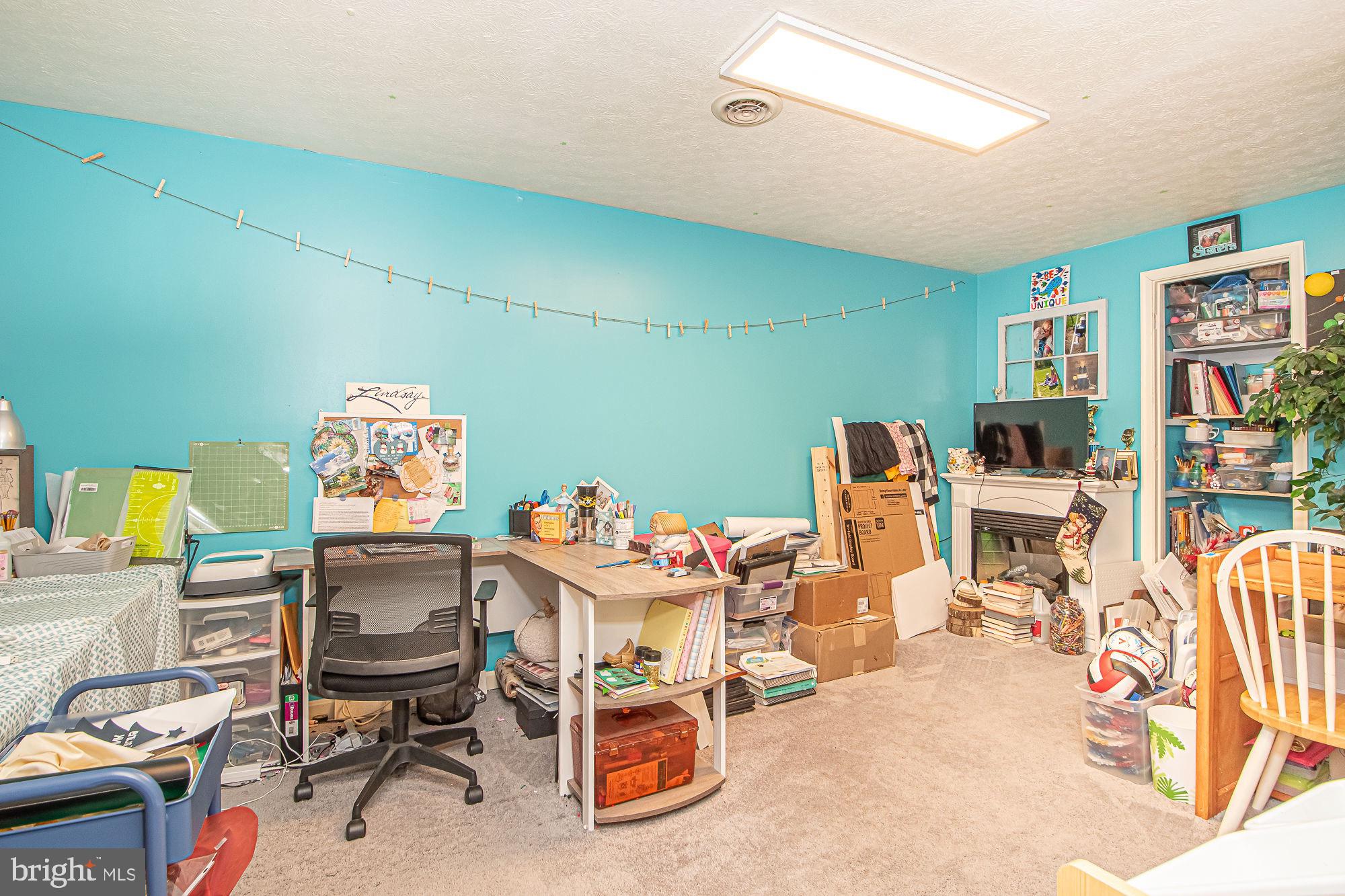 BLUE MOUNTAIN - Residential