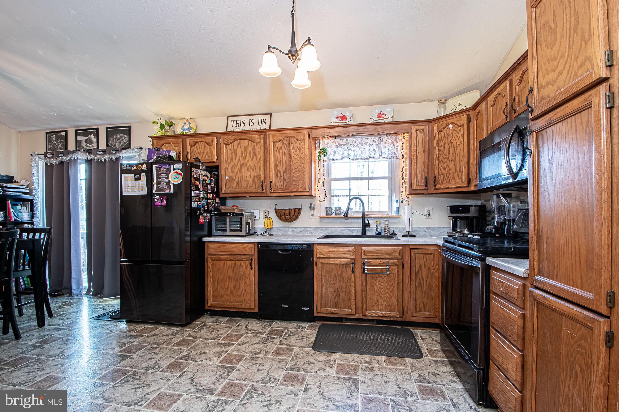 BLUE MOUNTAIN - Residential