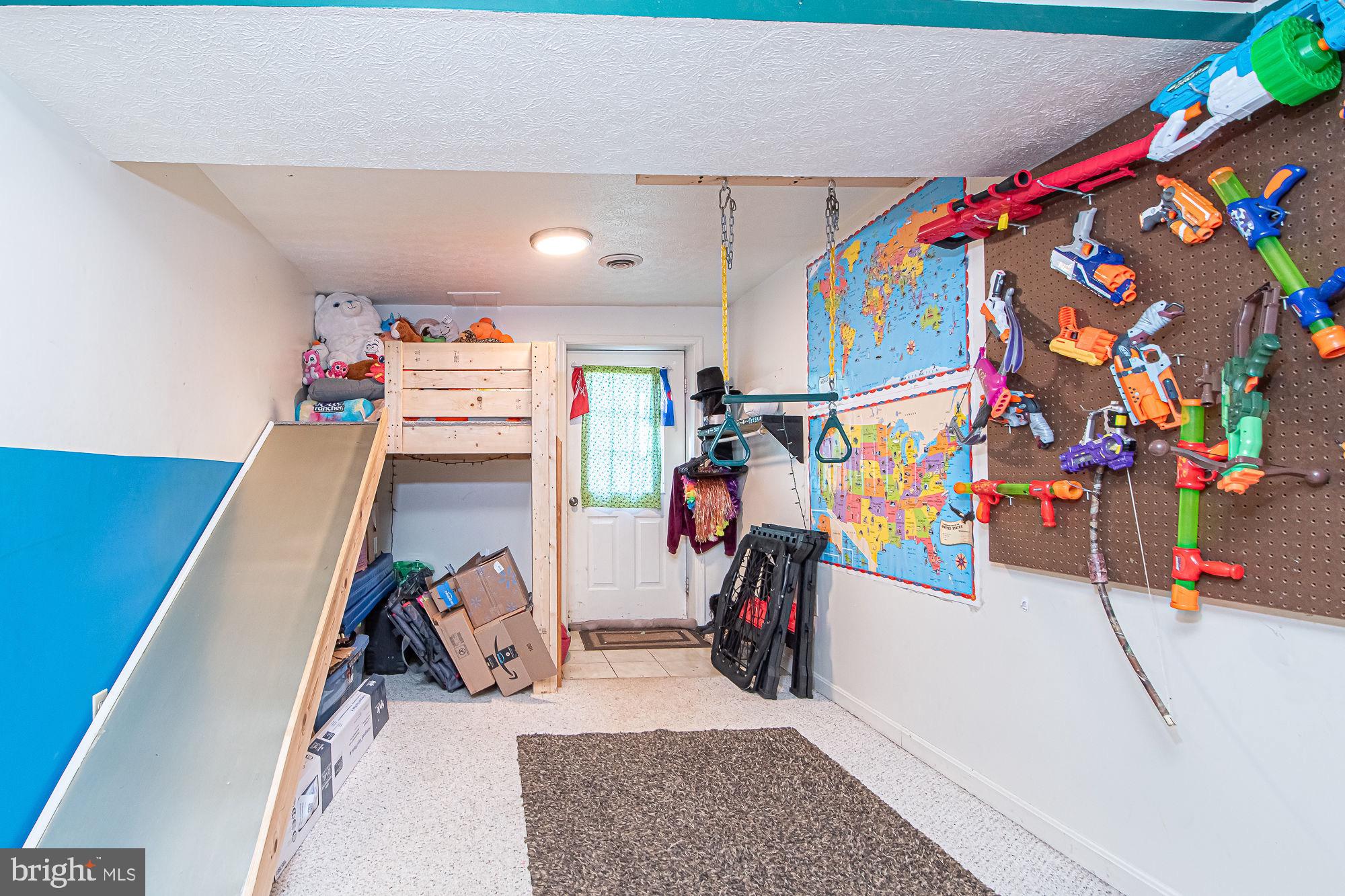 BLUE MOUNTAIN - Residential