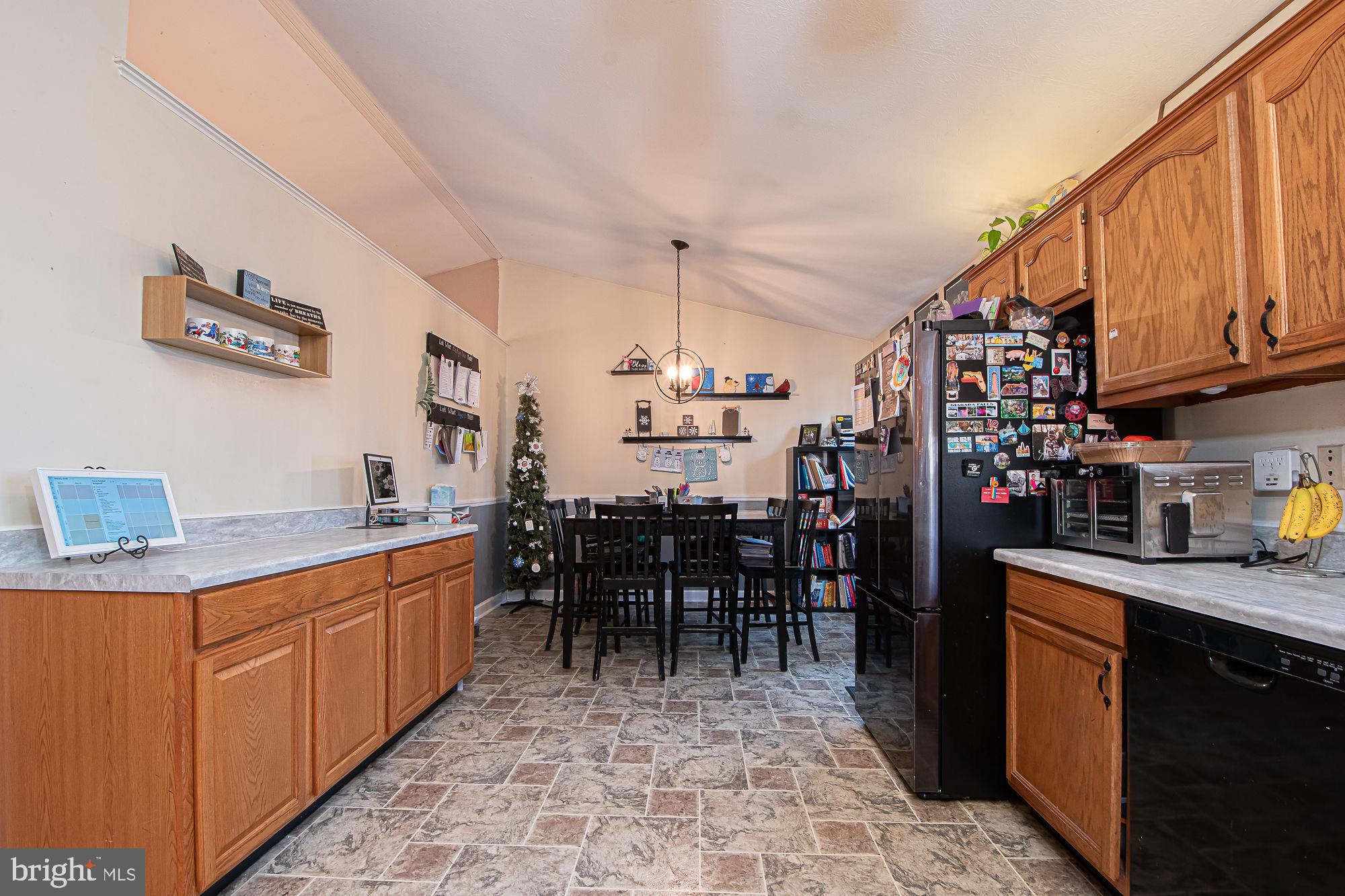 BLUE MOUNTAIN - Residential