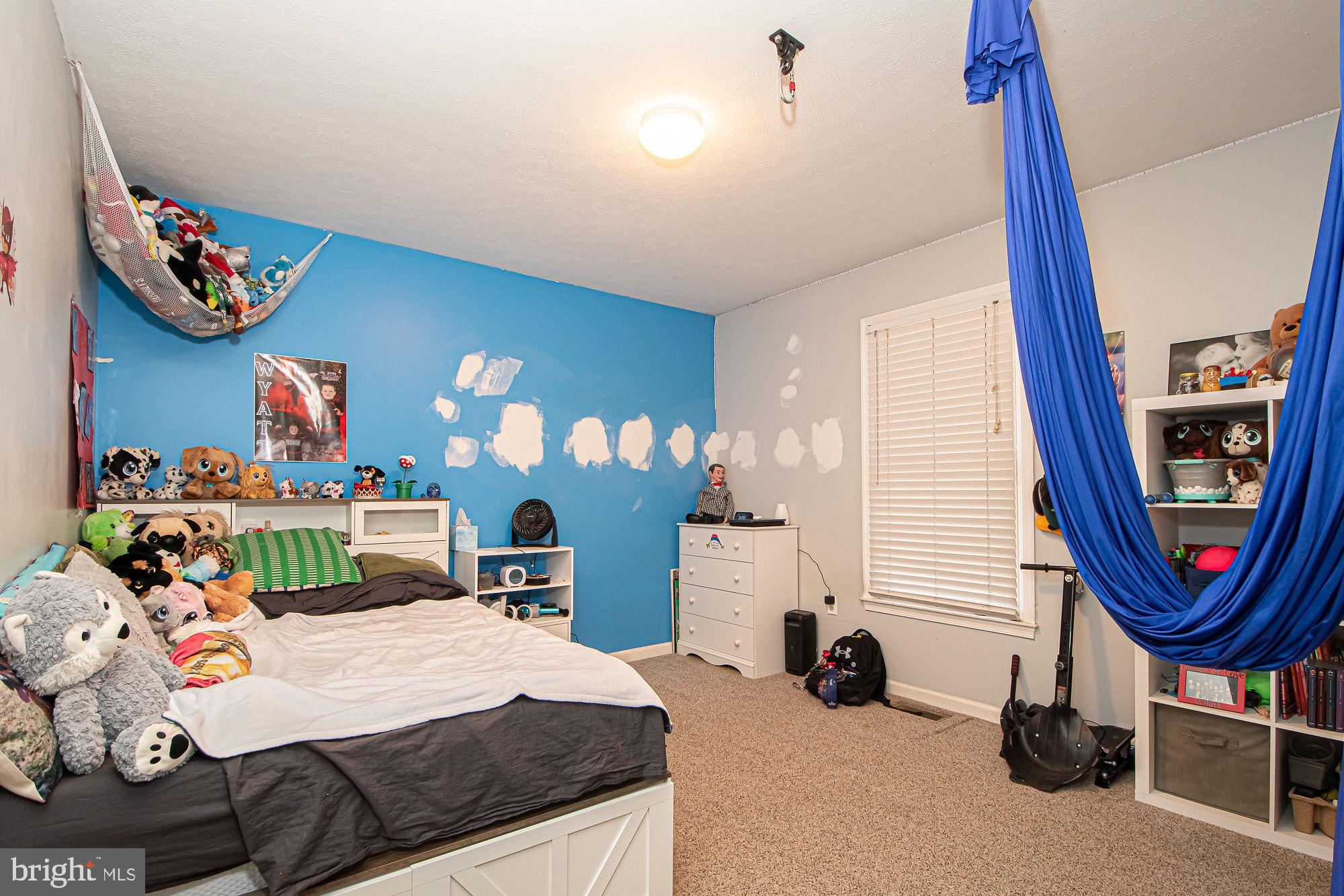 BLUE MOUNTAIN - Residential