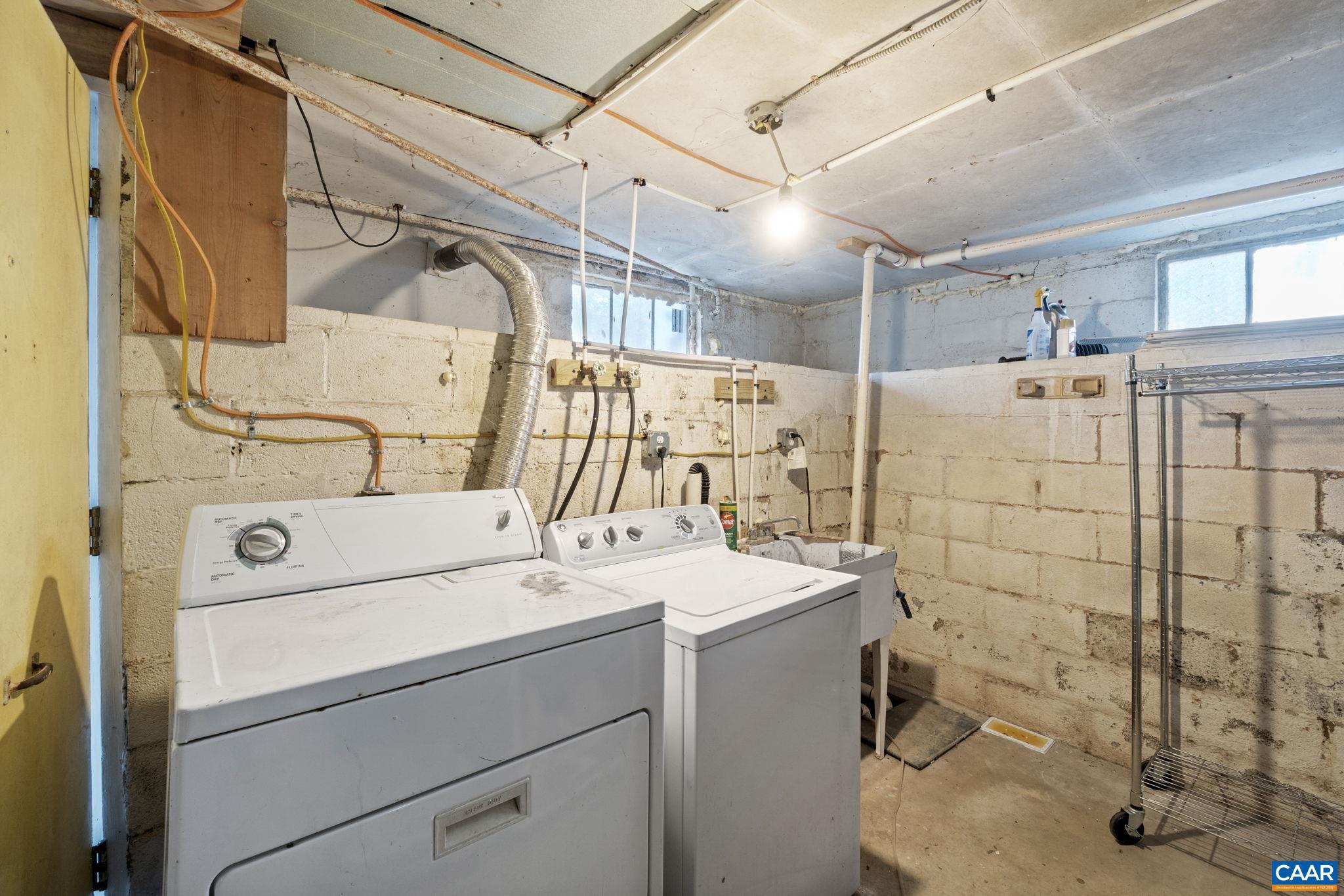 LOCUST GROVE - Residential