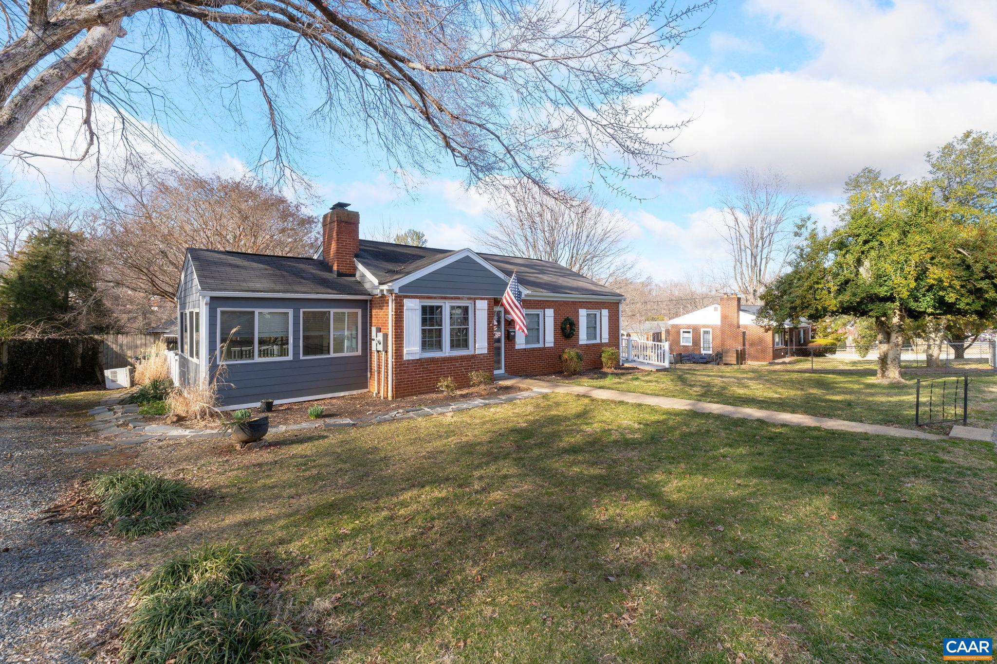 LOCUST GROVE - Residential