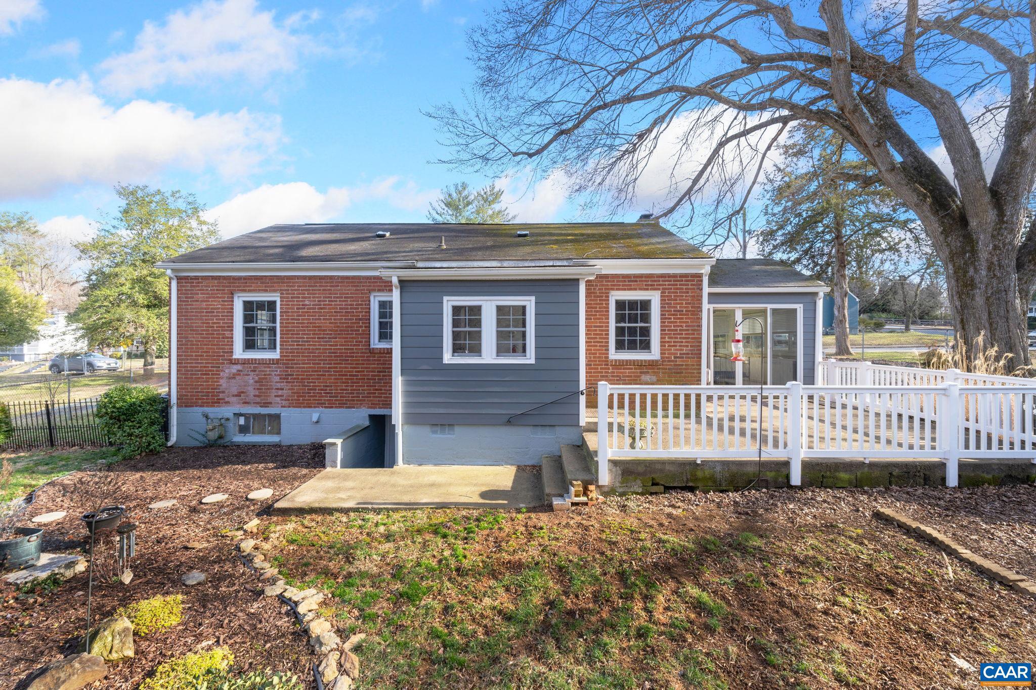 LOCUST GROVE - Residential