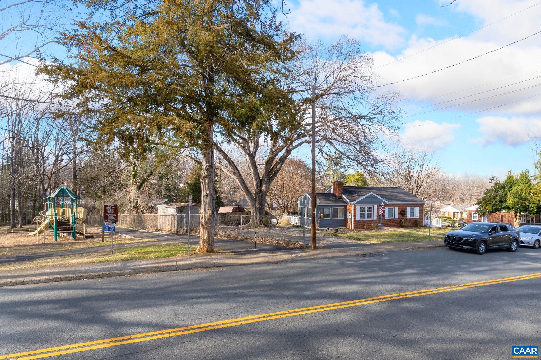 LOCUST GROVE - Residential