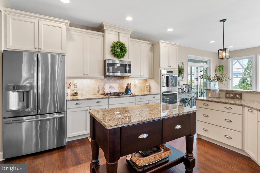 PARKSIDE - Residential