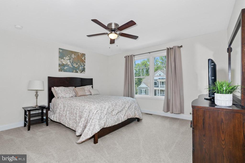 PARKSIDE - Residential