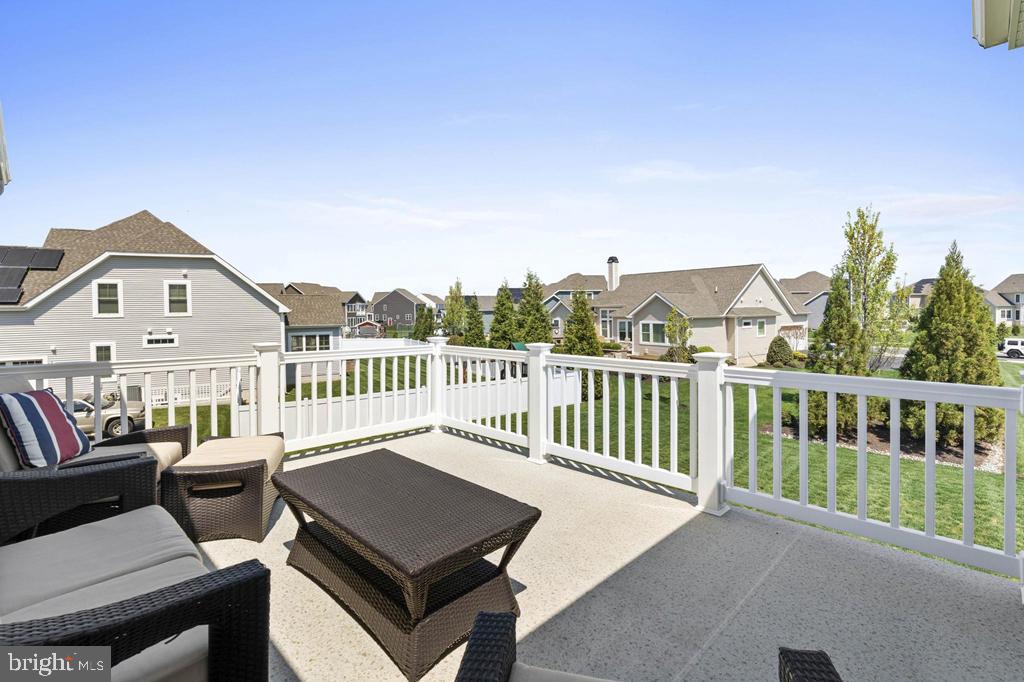 PARKSIDE - Residential