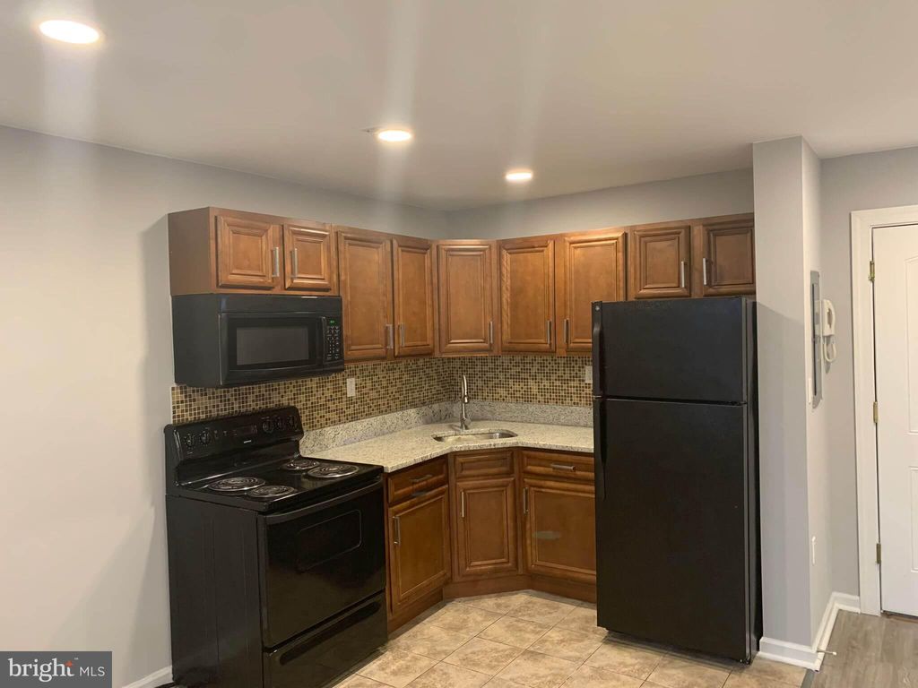 Photo of 6001 N 17th Street #105, PHILADELPHIA, PA 19141 (MLS # PAPH2585926)