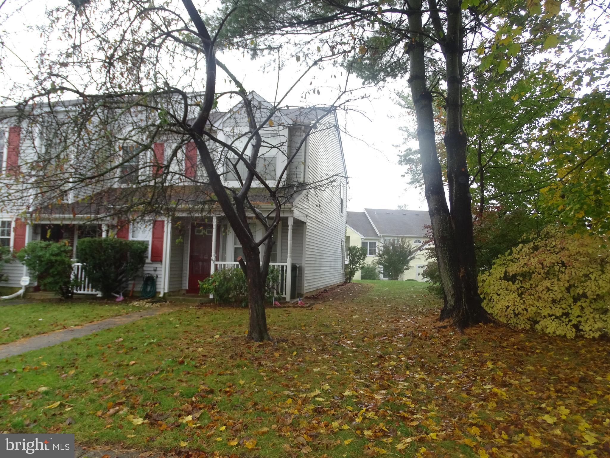 VILLAGE SHIRES - Residential Lease