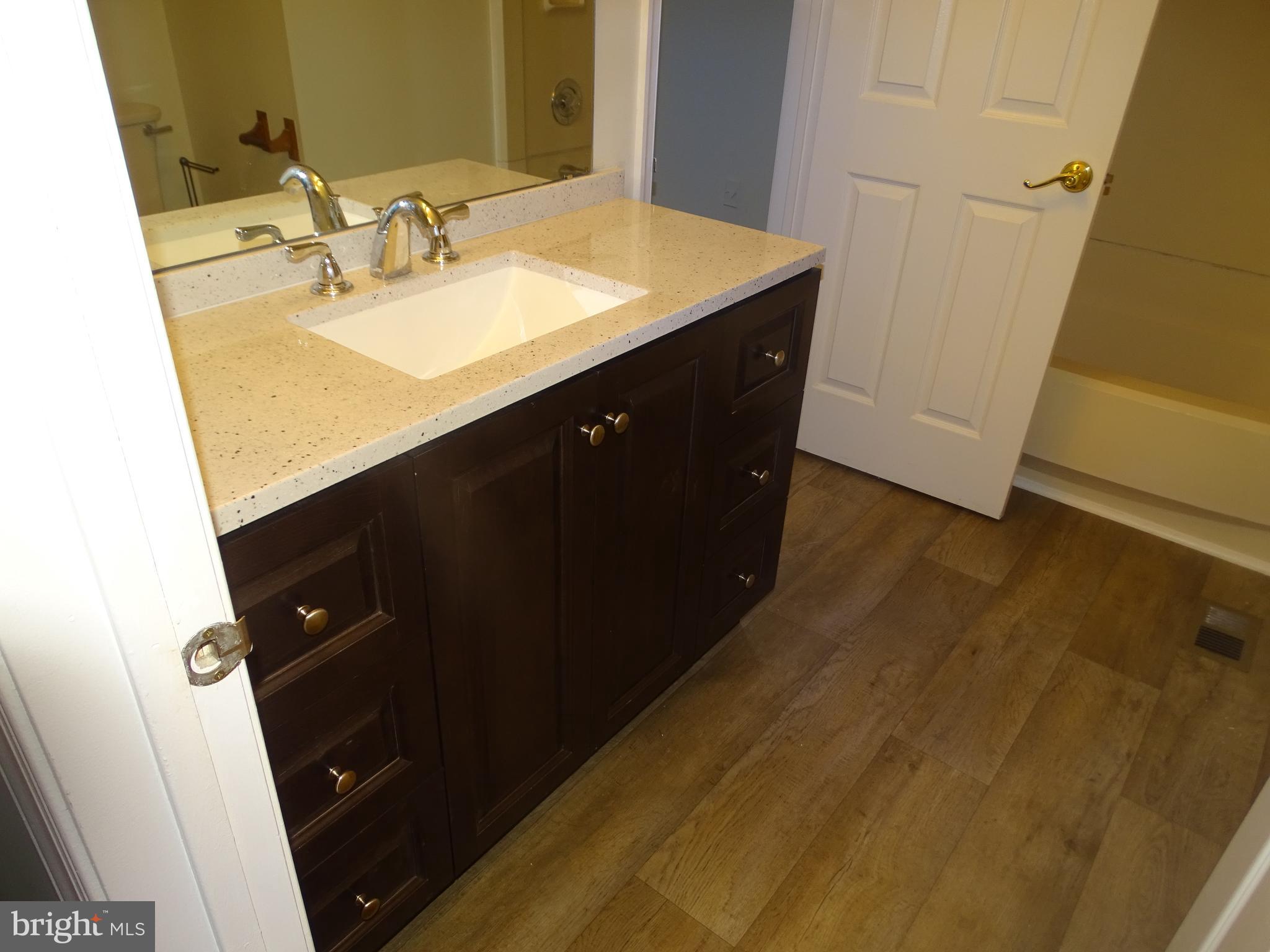 VILLAGE SHIRES - Residential Lease