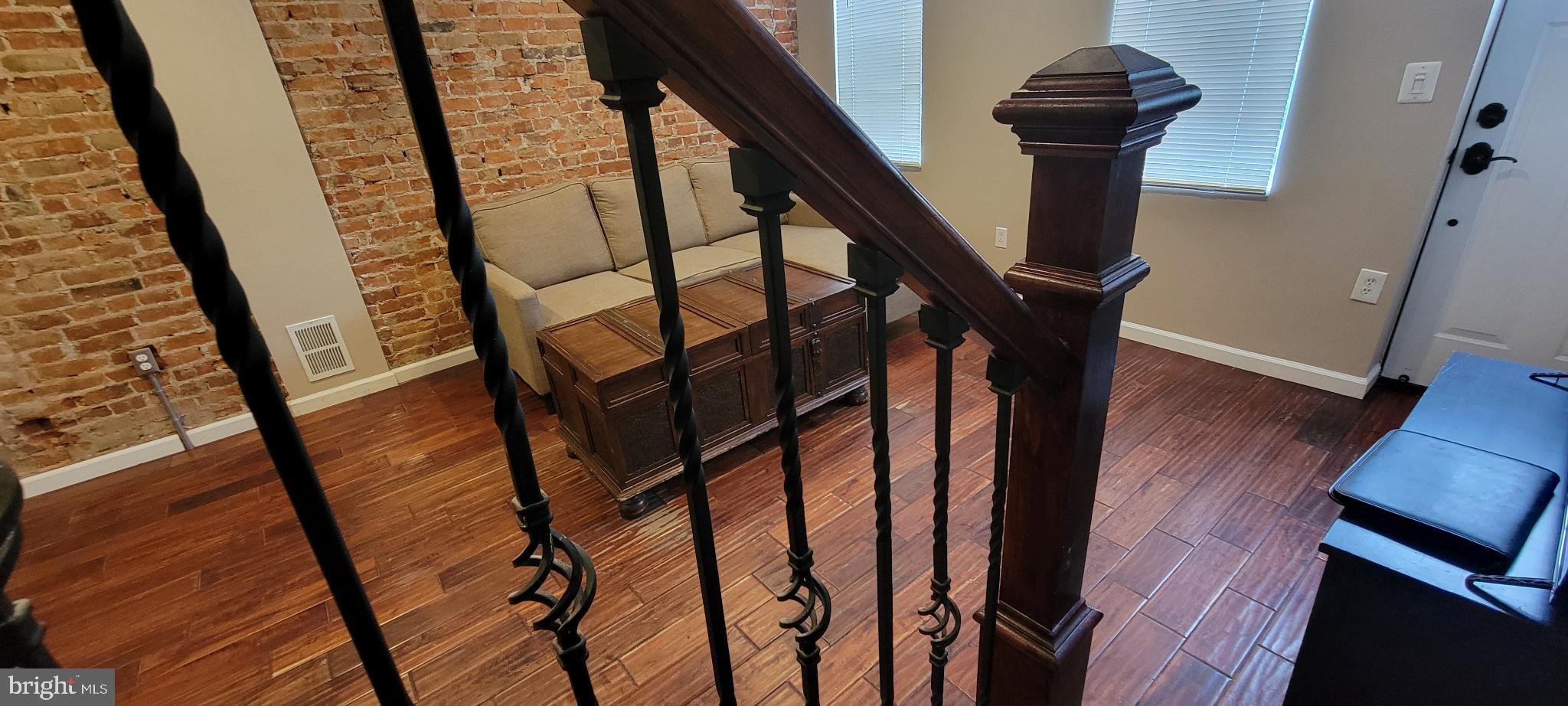 PORT RICHMOND - Residential