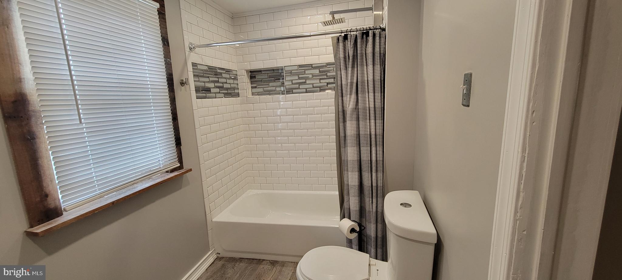 PORT RICHMOND - Residential