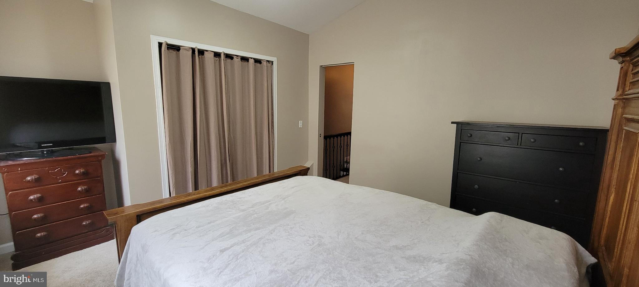 PORT RICHMOND - Residential