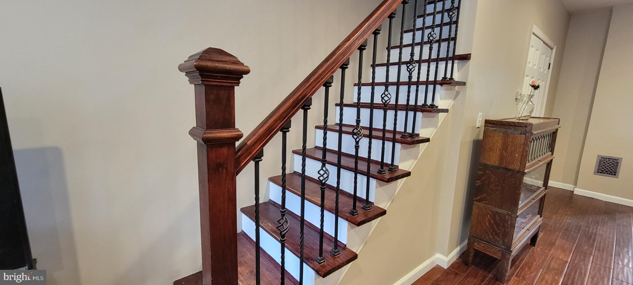 PORT RICHMOND - Residential