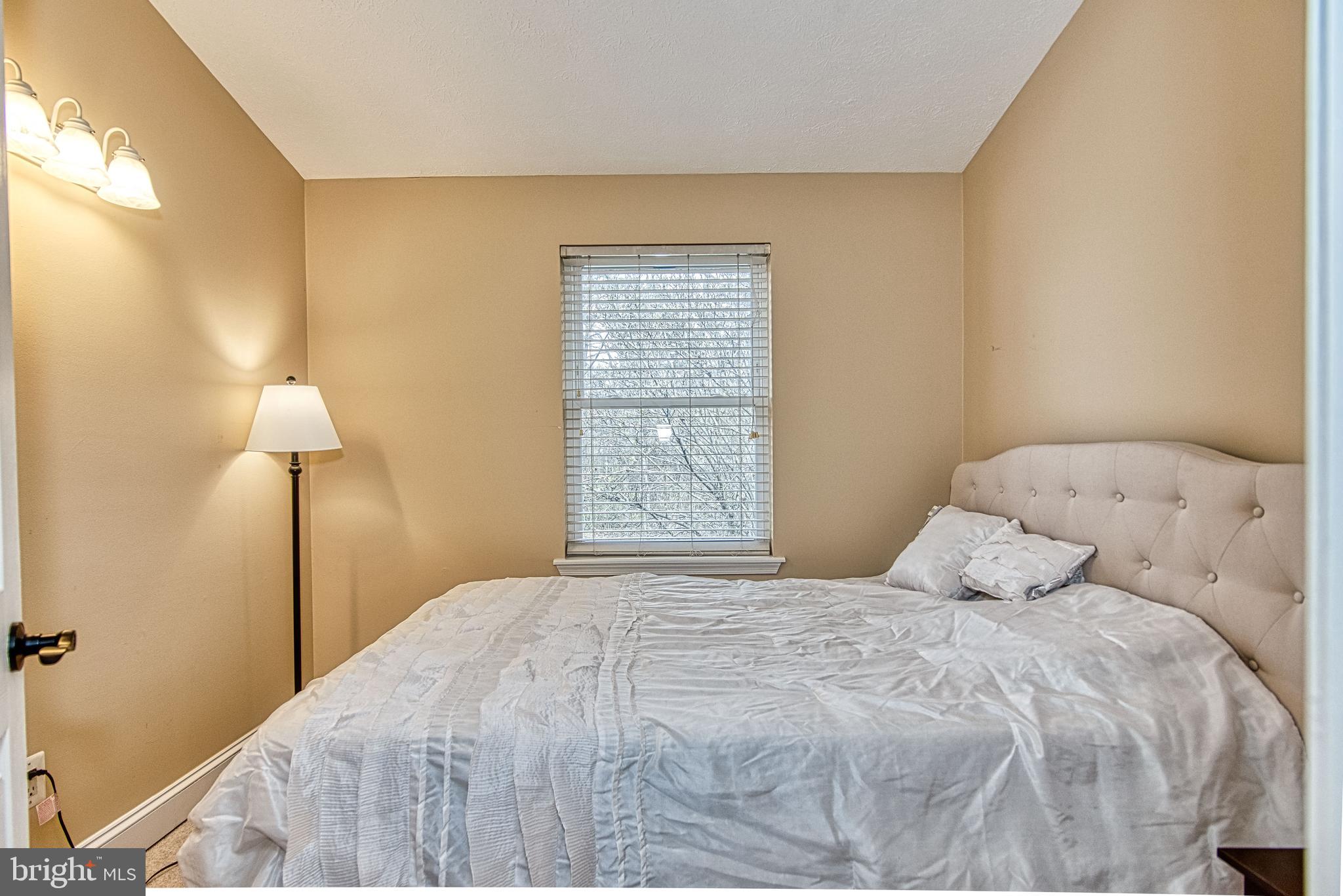 FRANKLIN GLEN - Residential Lease