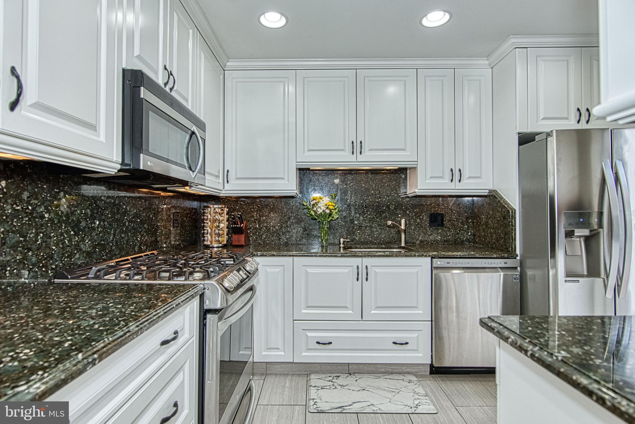 FRANKLIN GLEN - Residential Lease