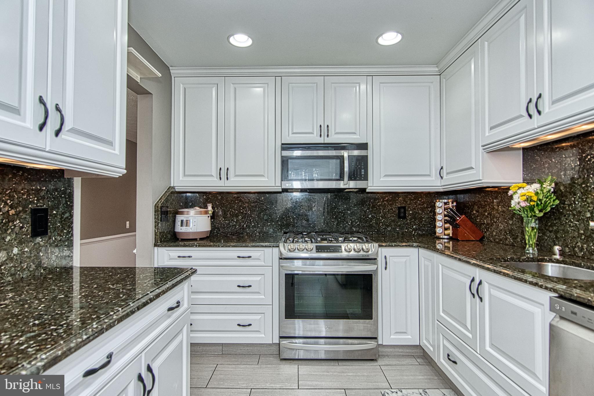 FRANKLIN GLEN - Residential Lease