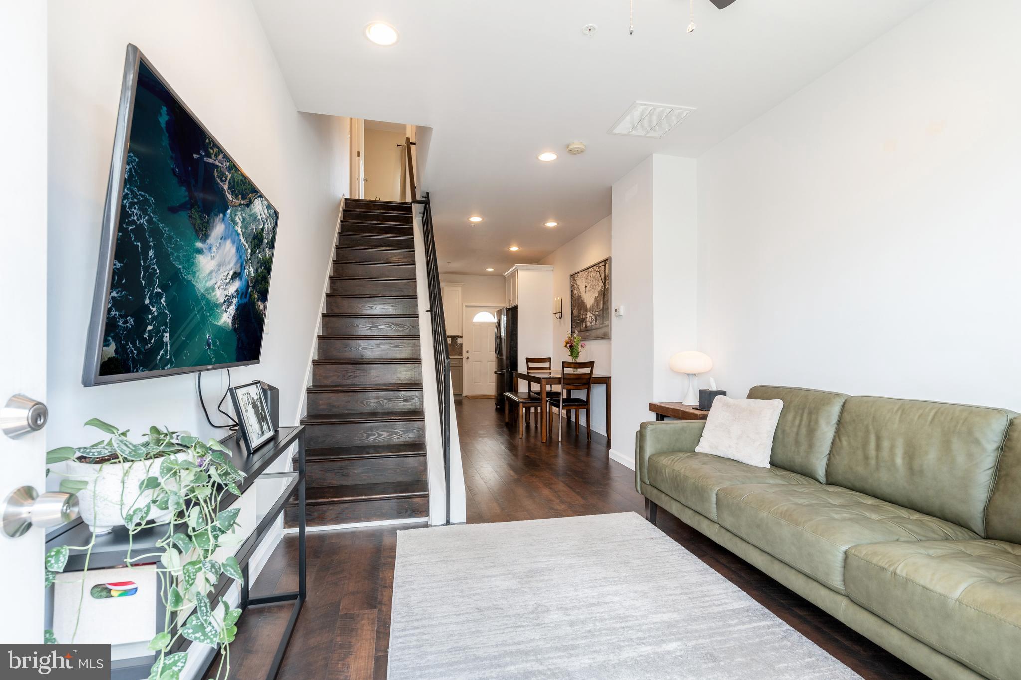 OLDE RICHMOND - Residential