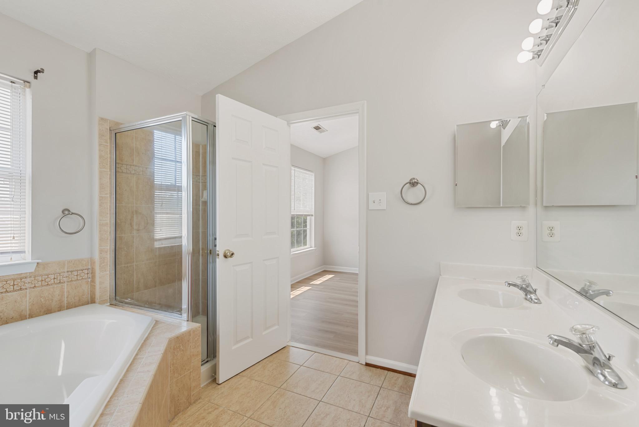 RIVERSIDE SOUTH - Residential