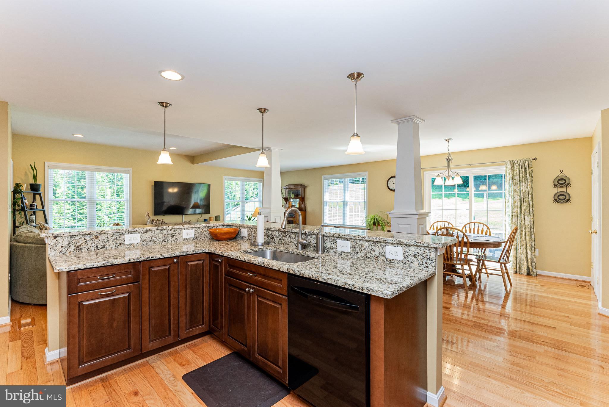 1109 CANON WAY