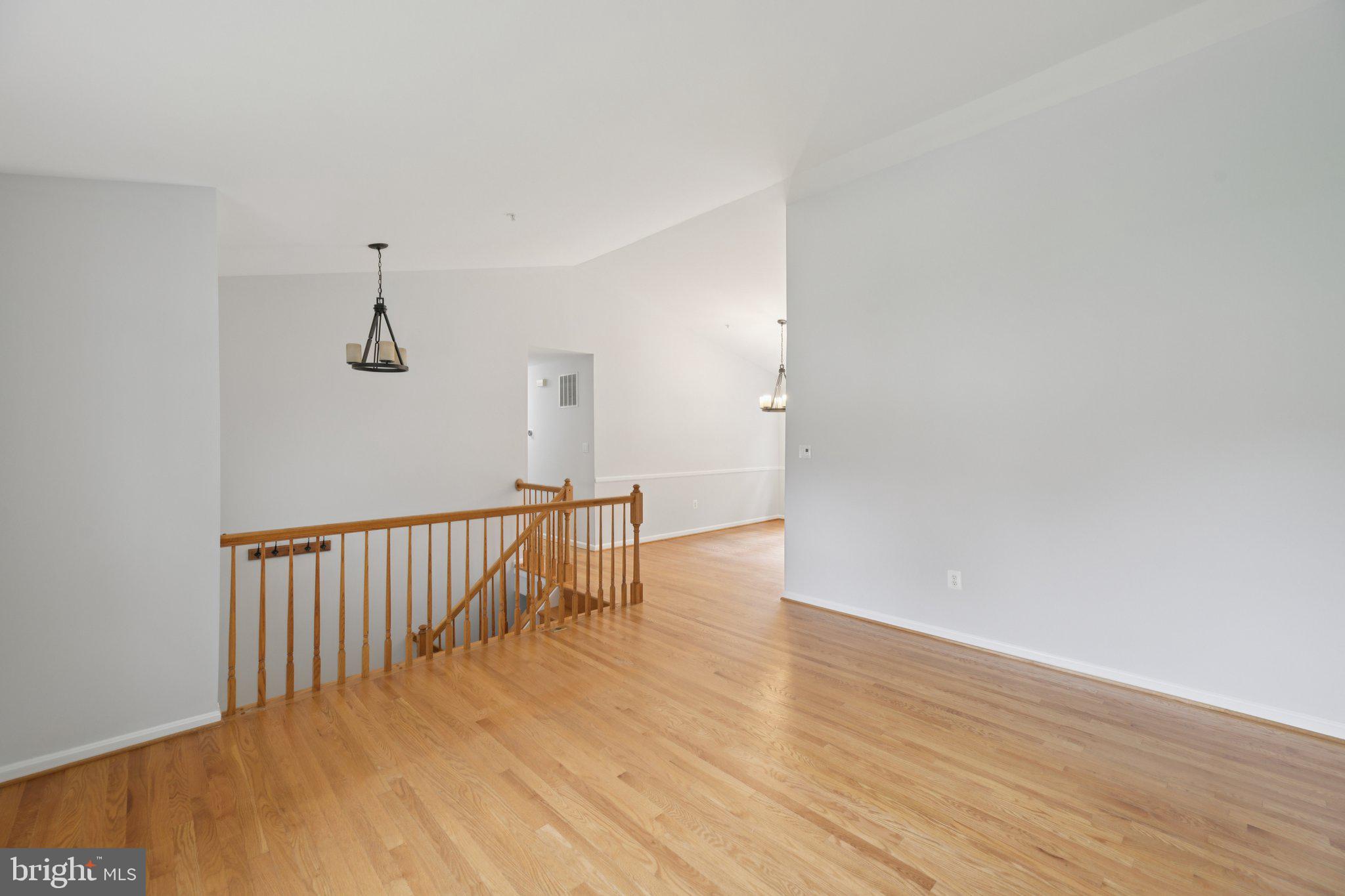 13415 QUEENS LANE