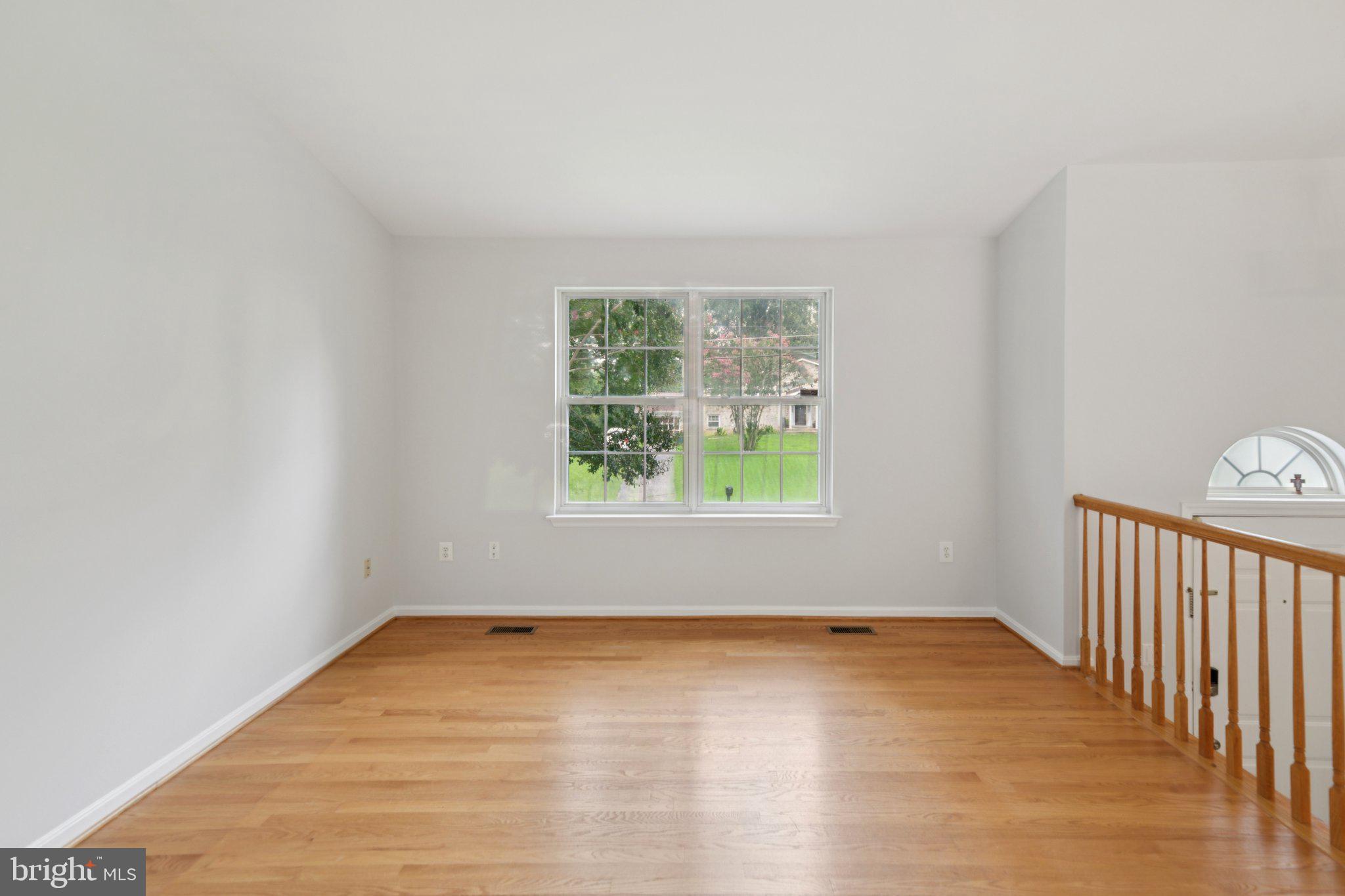 13415 QUEENS LANE