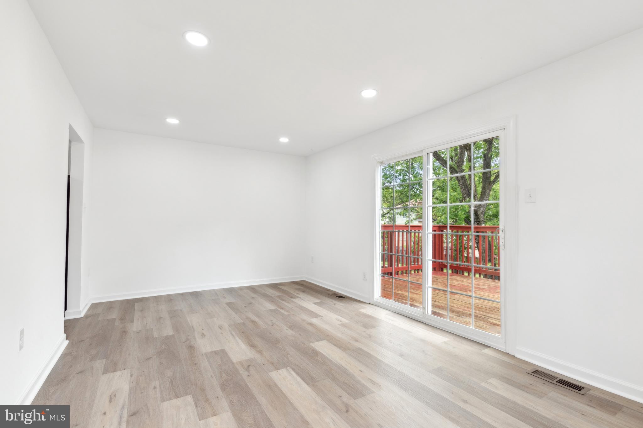 SPRING MEADOWS CONDO - Residential