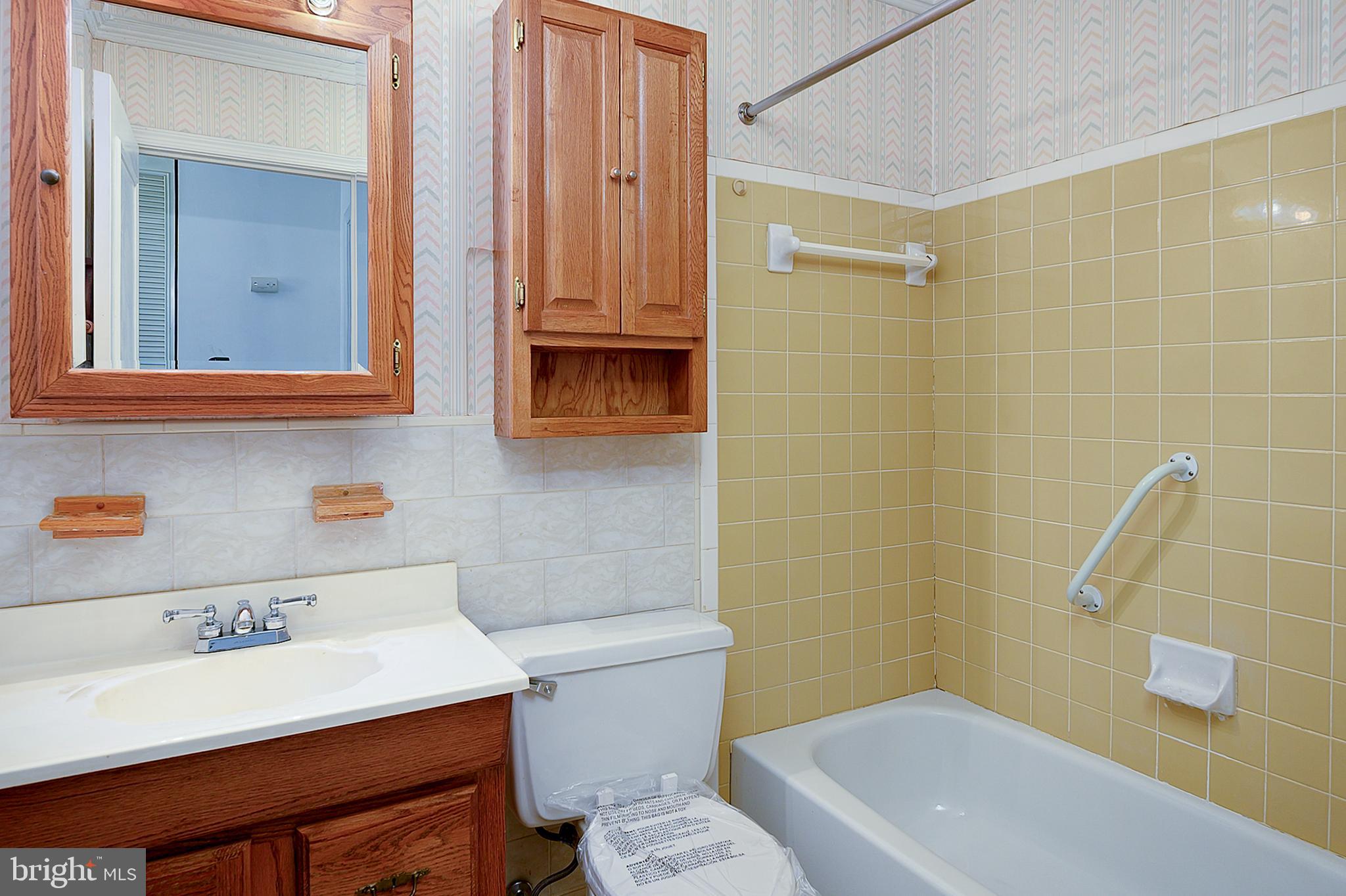 JOHNNYCAKE - Residential