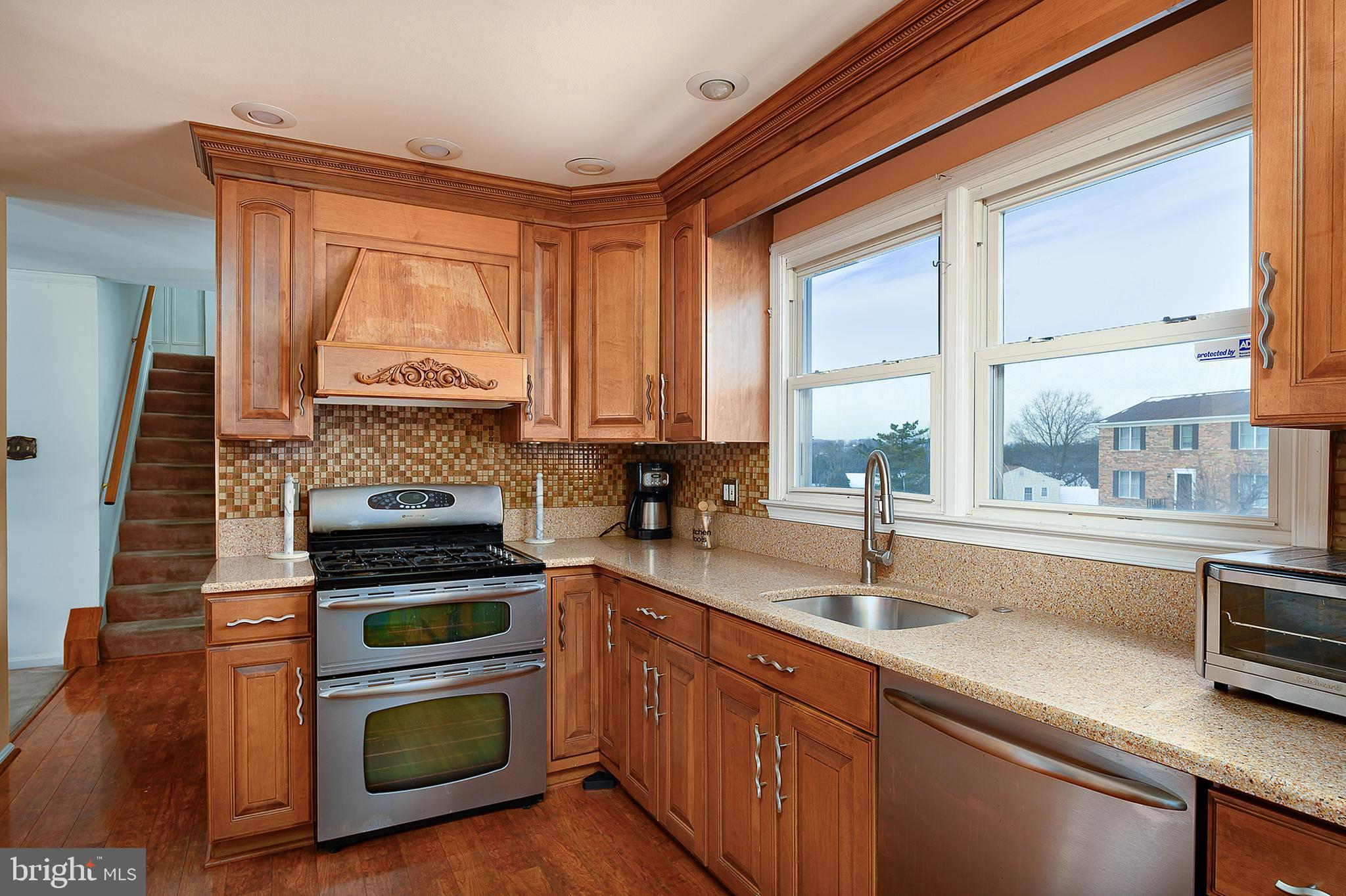 JOHNNYCAKE - Residential