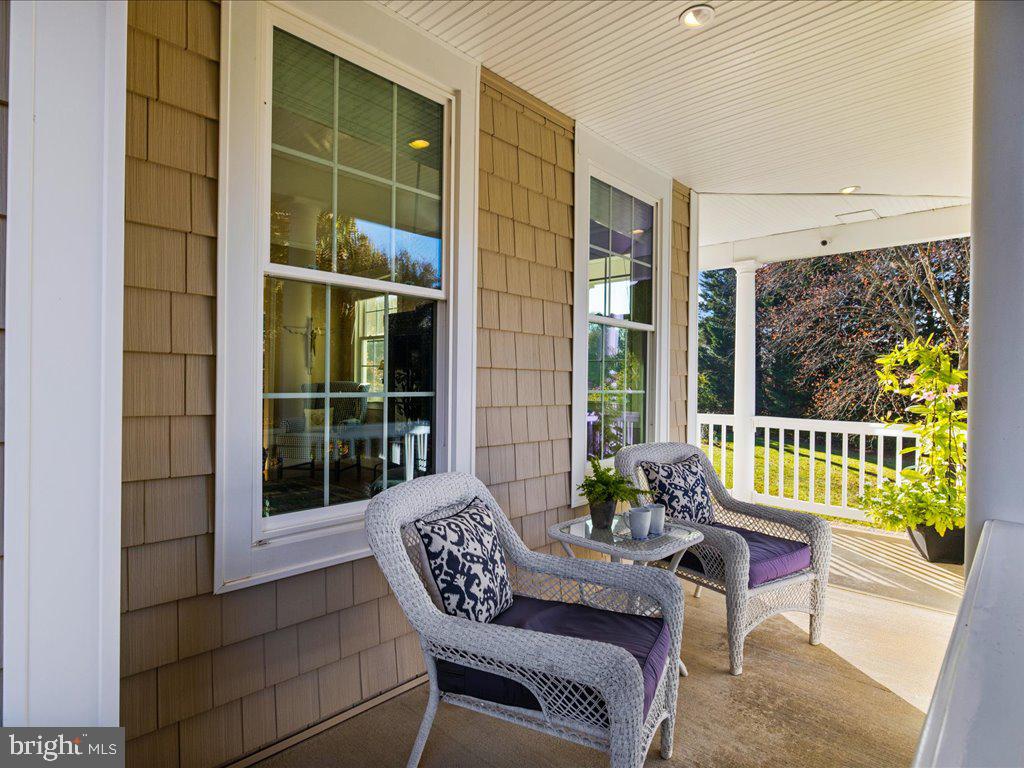 REGULARS - Residential