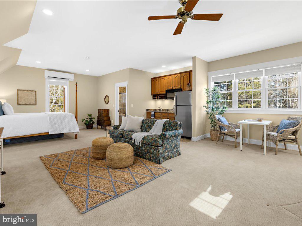 REGULARS - Residential