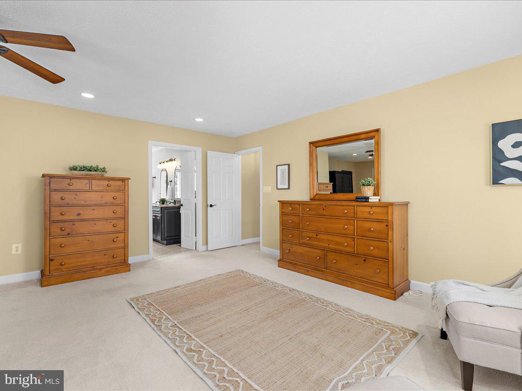 REGULARS - Residential